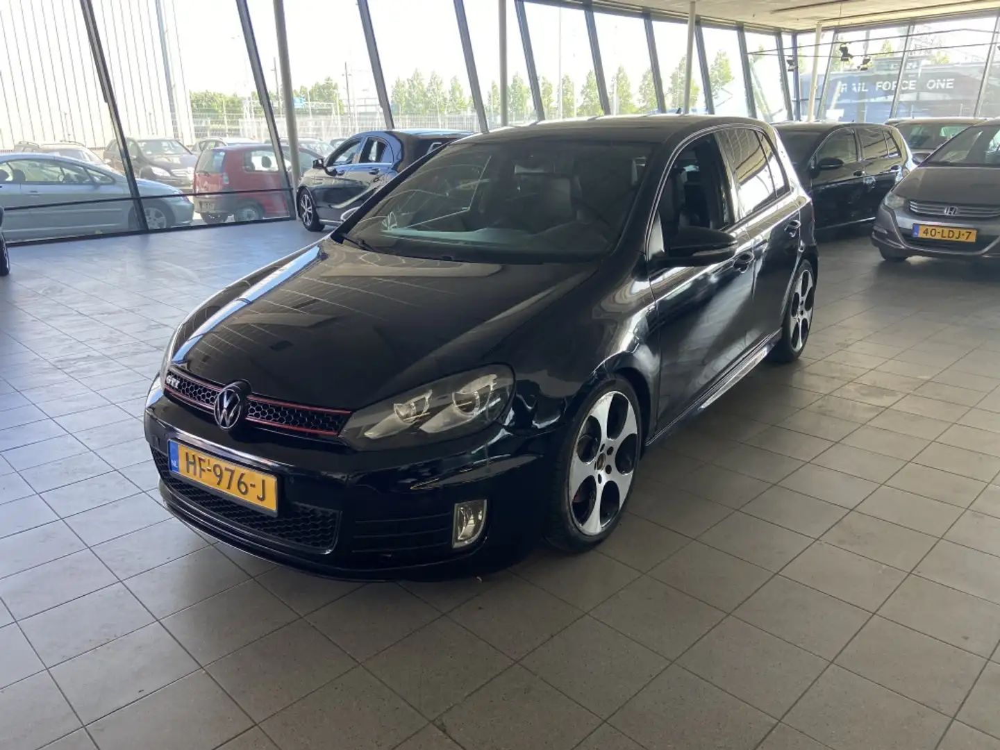Volkswagen Golf GTI 2.0 Edition 35 Чорний - 1