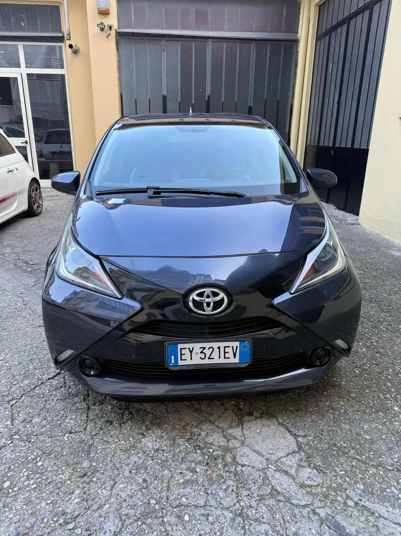 Toyota Aygo 1.0 VVT-i 69 CV 5 porte x-clusiv Azul - 2