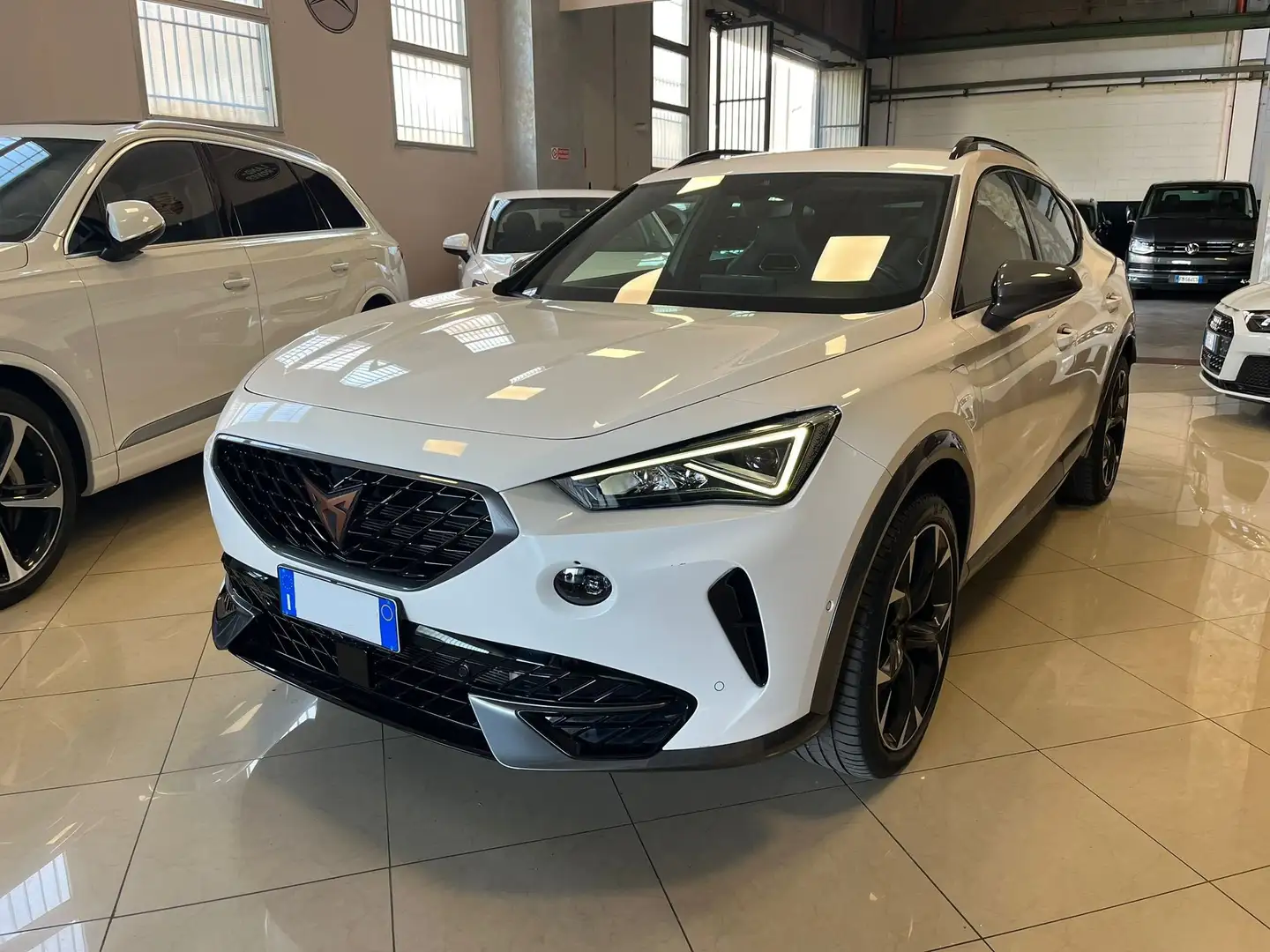 CUPRA Formentor 1.4 e-hybrid  VIRTUAL Bianco - 1