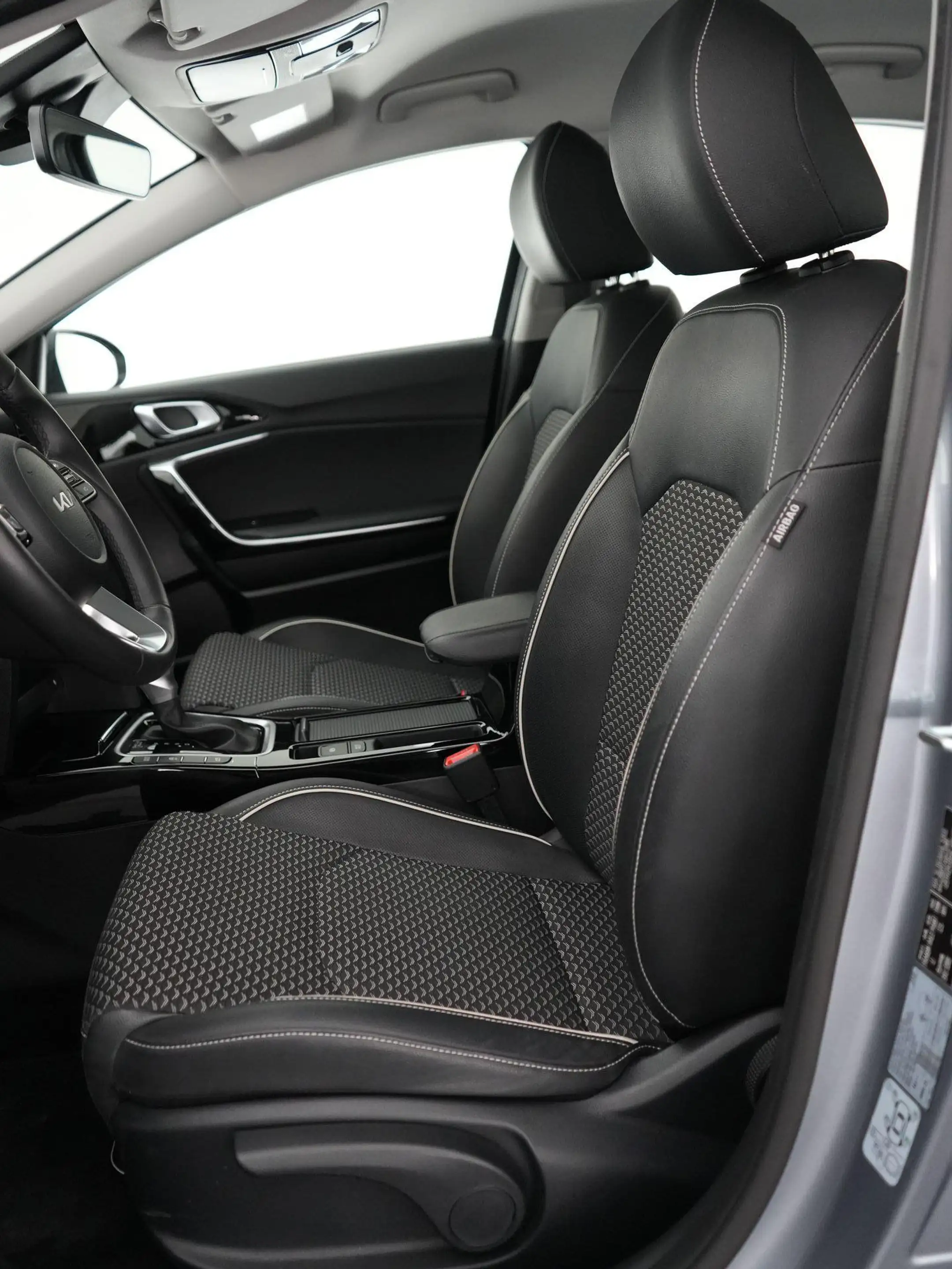 Kia Ceed / cee'd Pulse 1.0 T-GDI 100 MHEV DCT ISG — photo 12