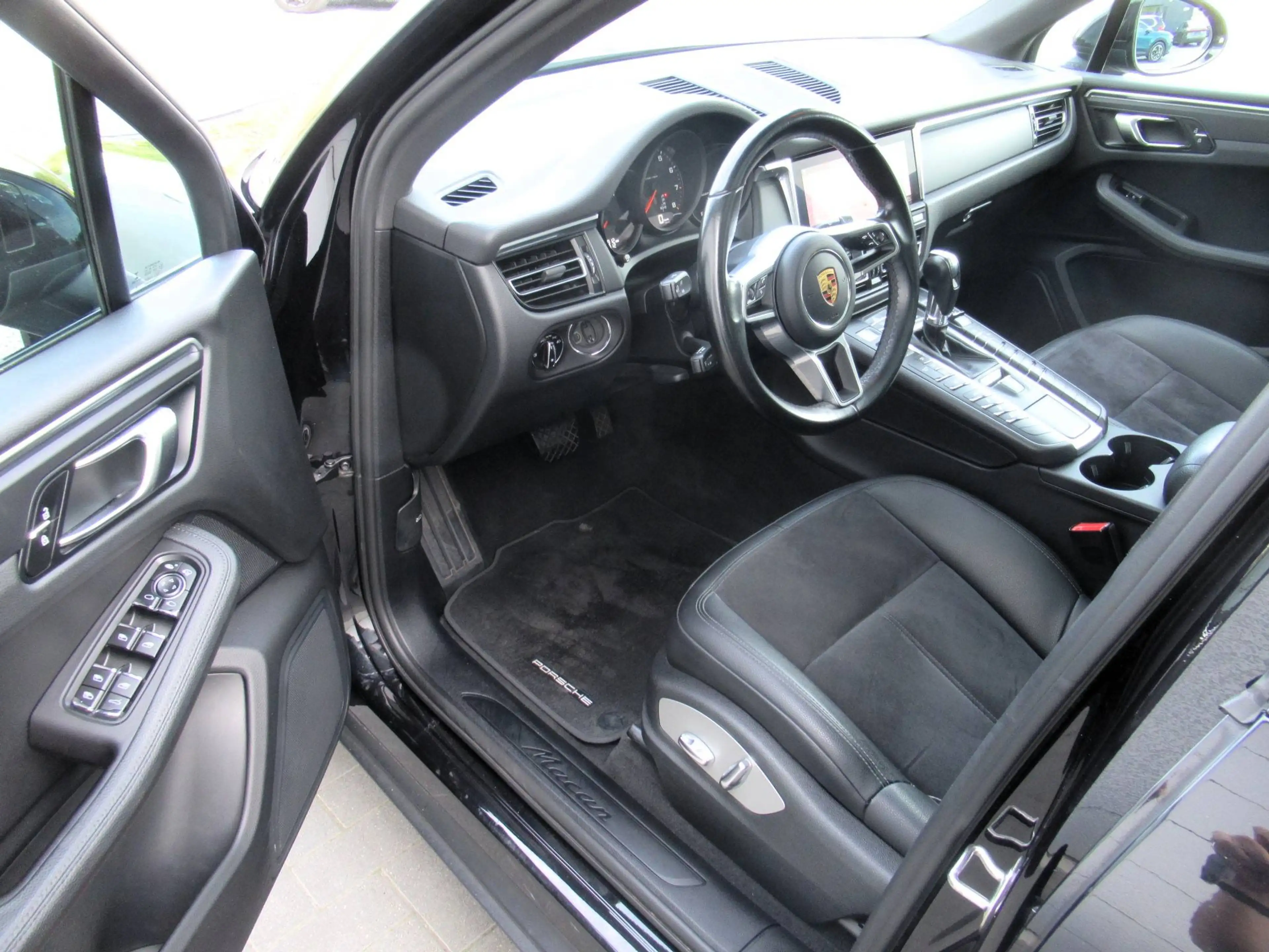 Porsche Macan 2.0i PDK /€27.999 netto / Pano / Leder / Navi / ... — photo 13