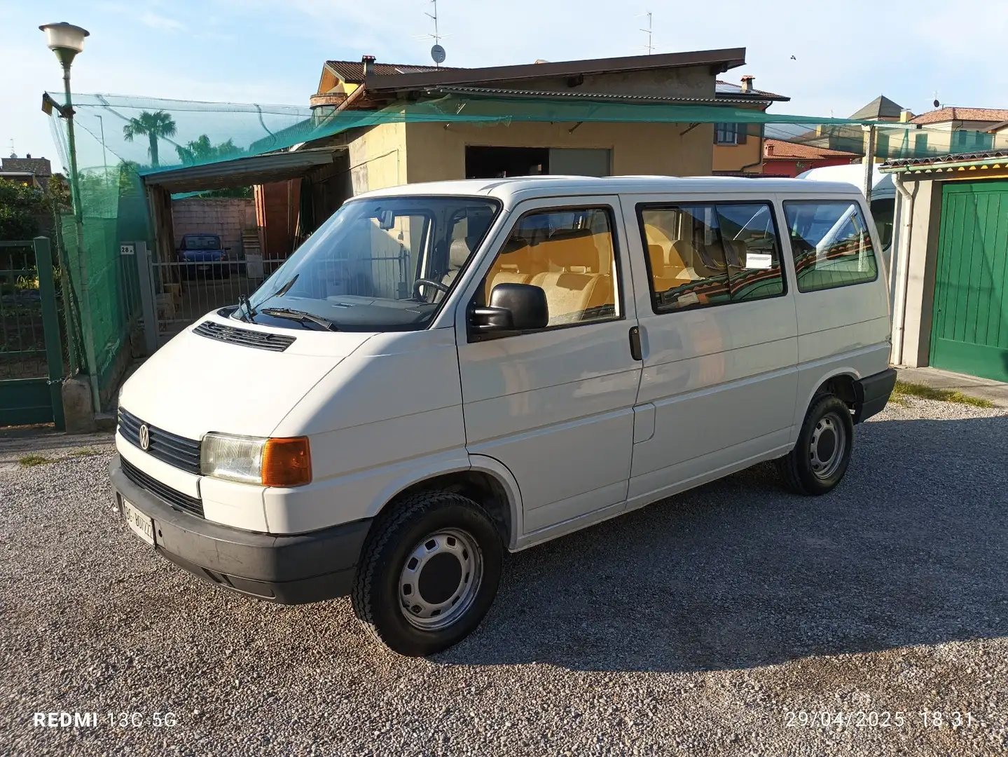 Volkswagen Transporter BUS 9 POSTI White - 2
