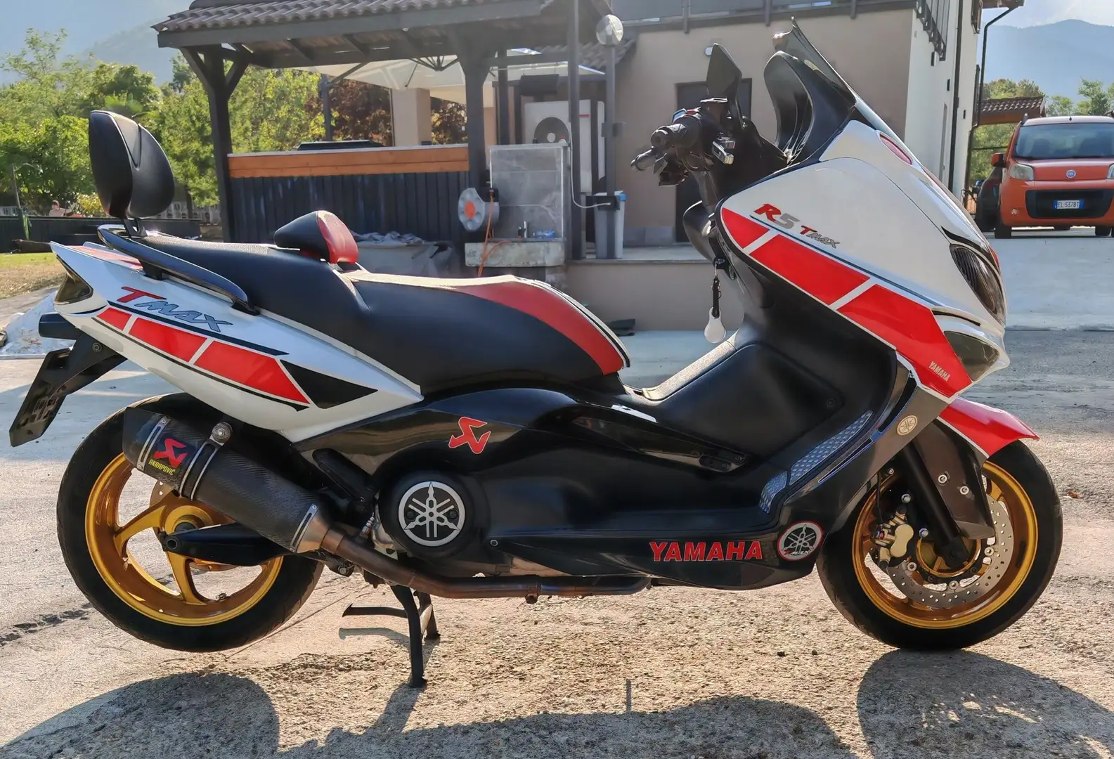 Yamaha TMAX 500 Bílá - 2