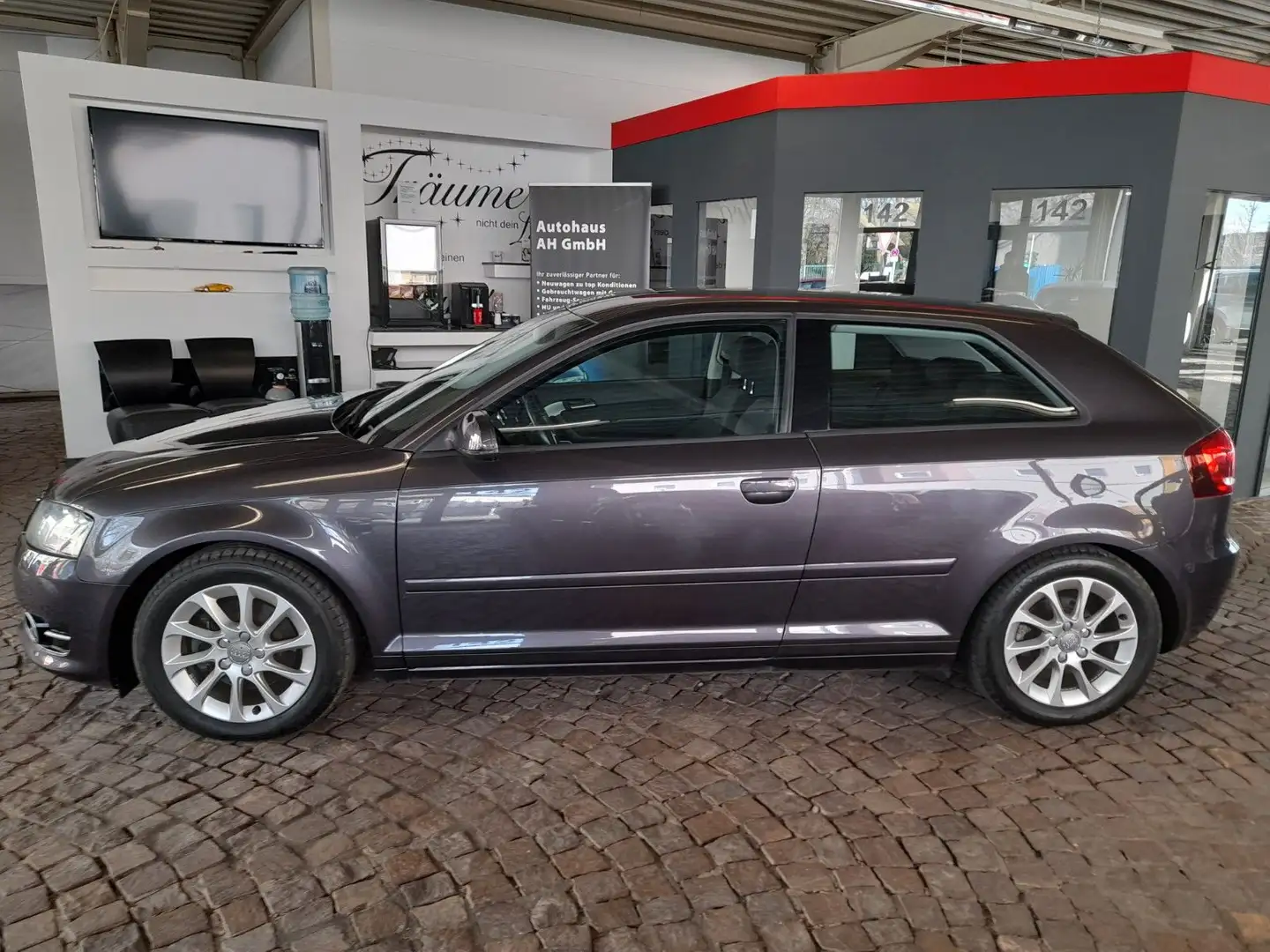 Audi A3 1.2 TFSI Ambition  Automatik TÜV NEU Grau - 2