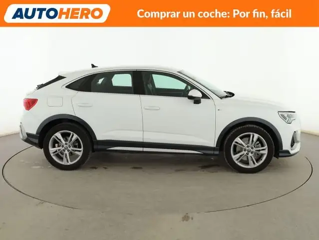 Audi Q3 view 7