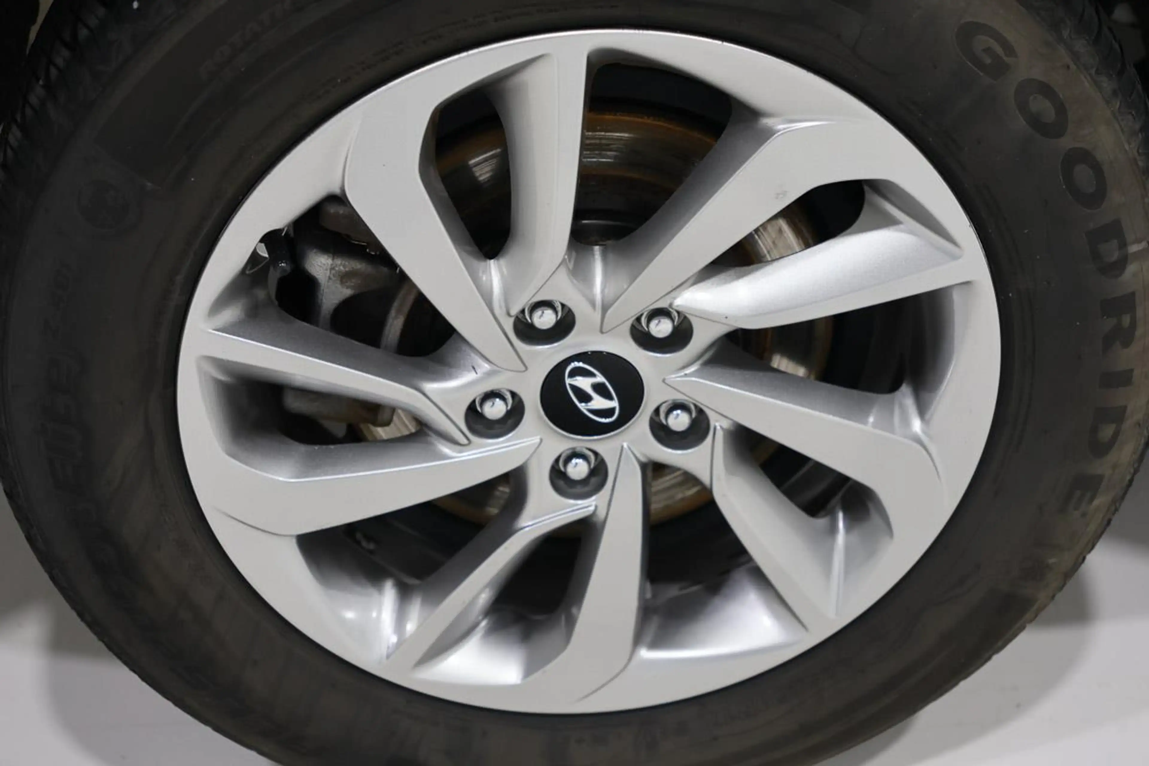 Hyundai TUCSON 1.6 CRDI - BVA - N LINE S CUIR - CAM - GPS — photo 5