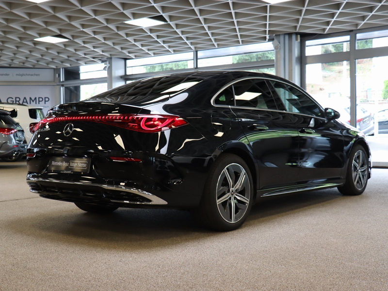 Mercedes-Benz CLA 250 + EQ AMG Pano/Massage/Distronic/LED — photo 5