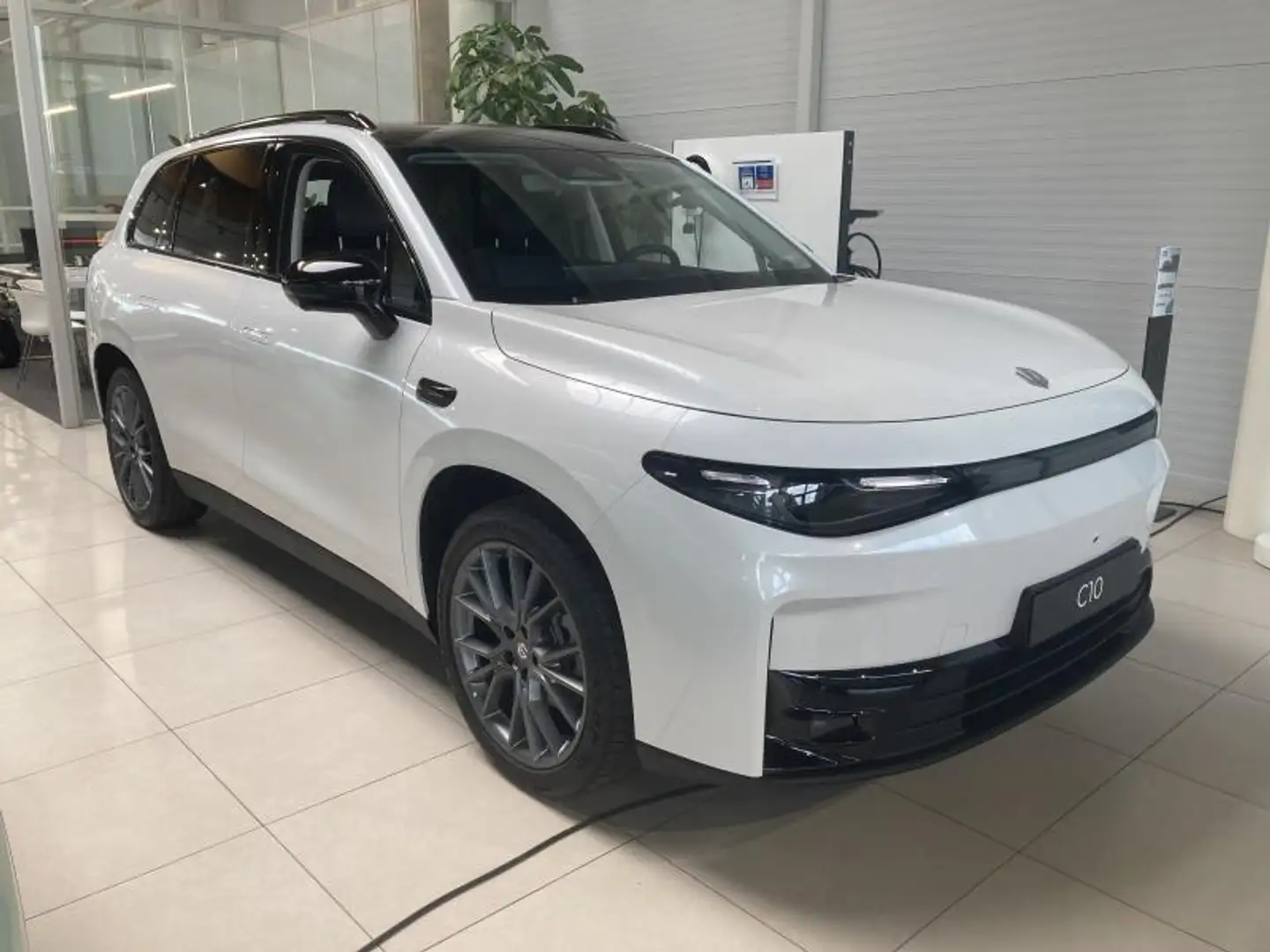 Leapmotor C10 Design Fehér - 1