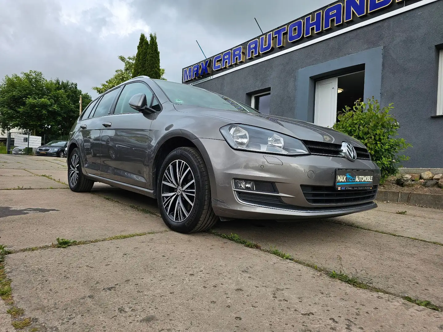 Volkswagen Golf VII Variant Allstar BMT Grau - 2