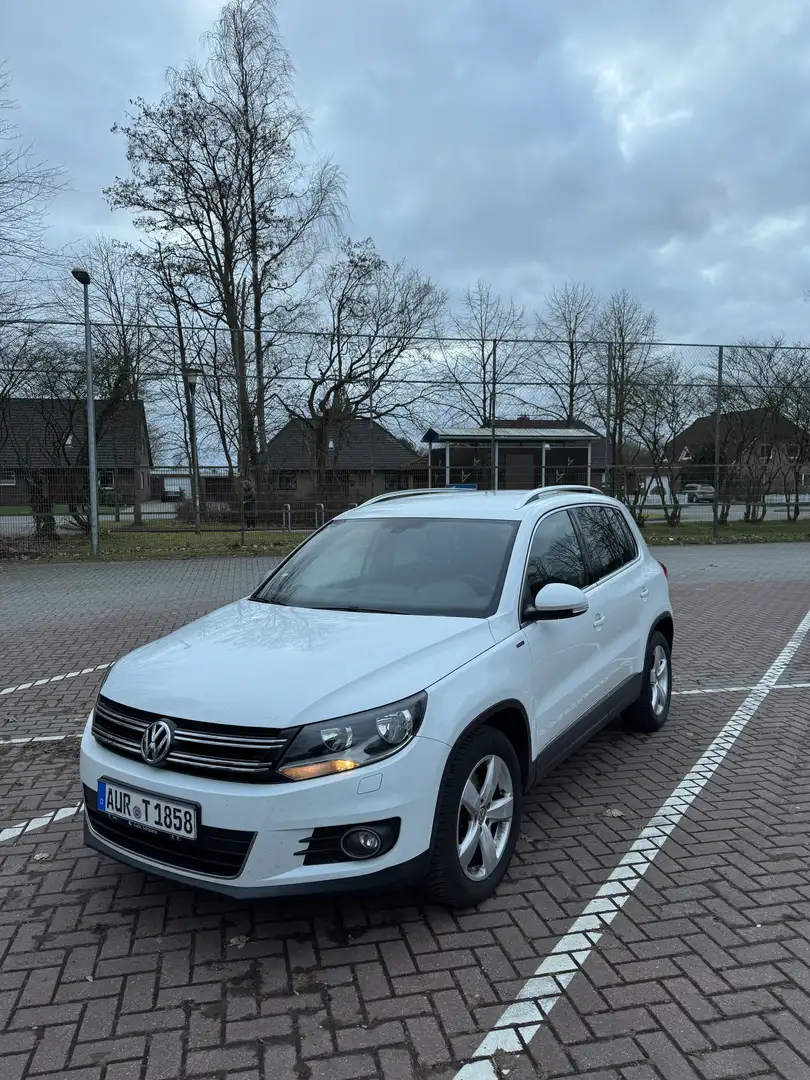 Volkswagen Tiguan Lounge Sport & Style BMT Weiß - 1