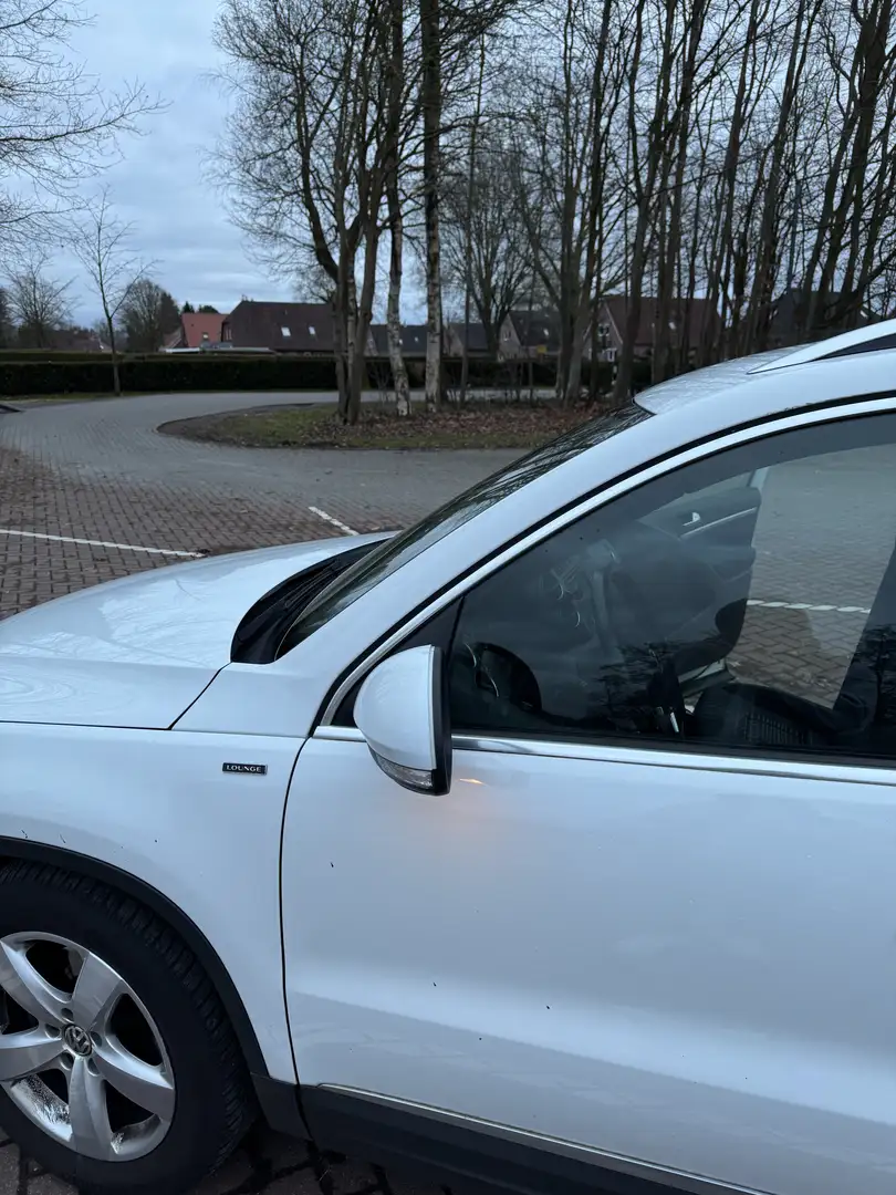 Volkswagen Tiguan Lounge Sport & Style BMT Weiß - 2