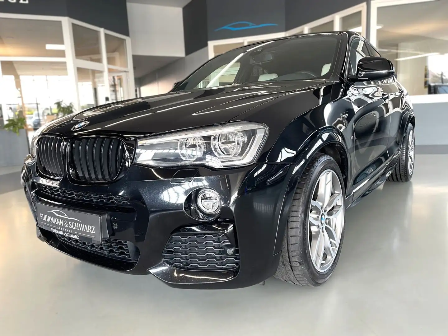 BMW X4 M i eheNP 80T€ Standh.+Sound+NAV Prof+LED Schwarz - 2