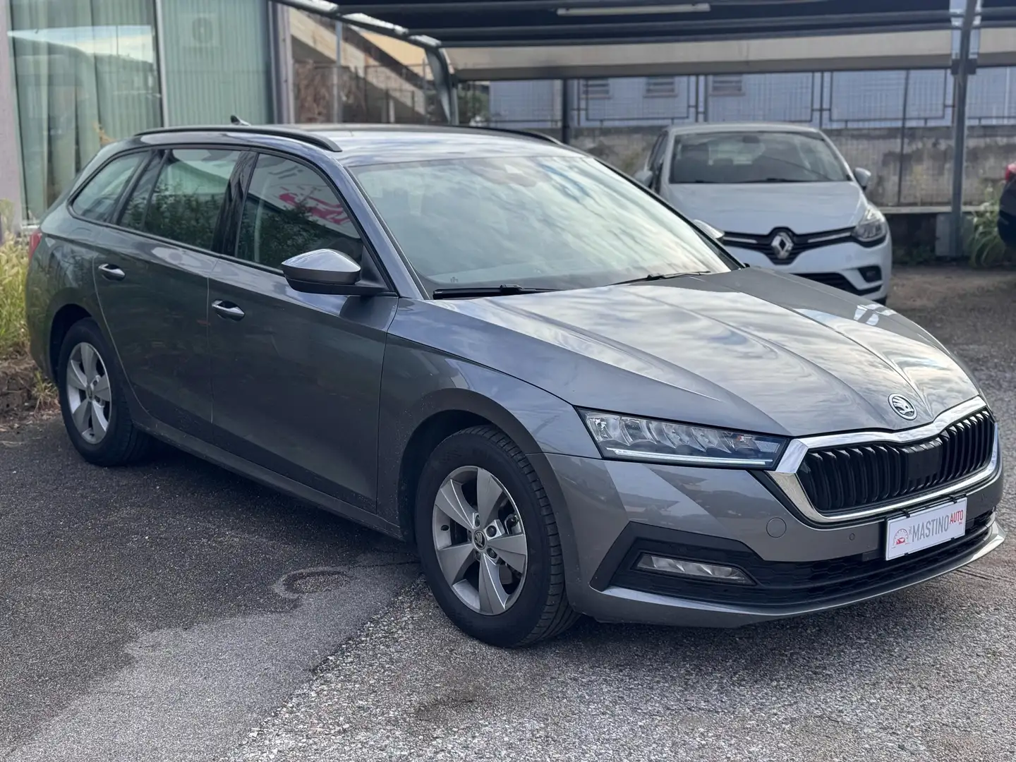 Skoda Octavia Wagon 2.0 TDI Executive 115CV - GARANZIA 12 MESI Grau - 1