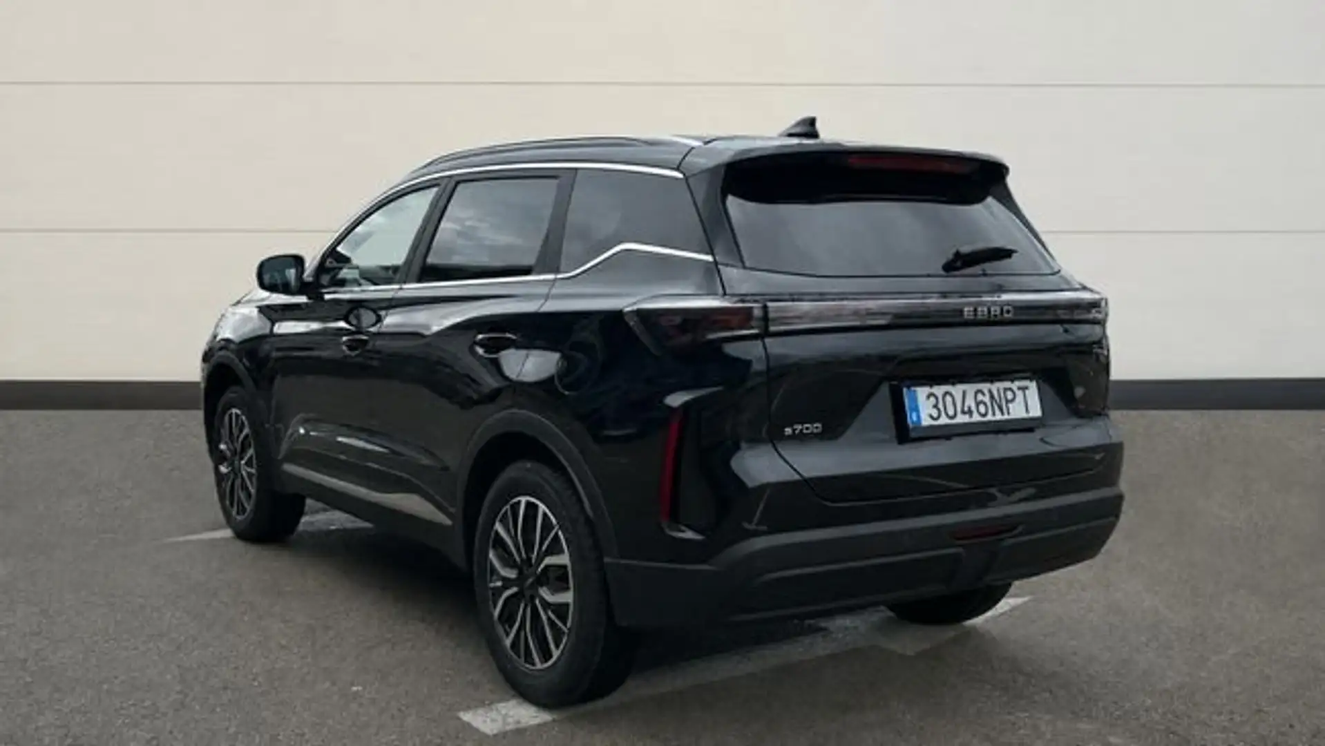 Ebro s700 1.5 TGDI HEV 165KW LUXURY DHT 224 5P Schwarz - 2
