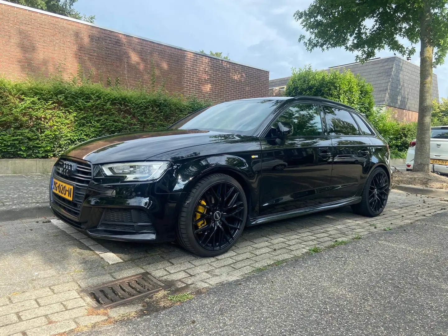 Audi A3 A3 2.0 TDI Design PL.+ Zwart - 2