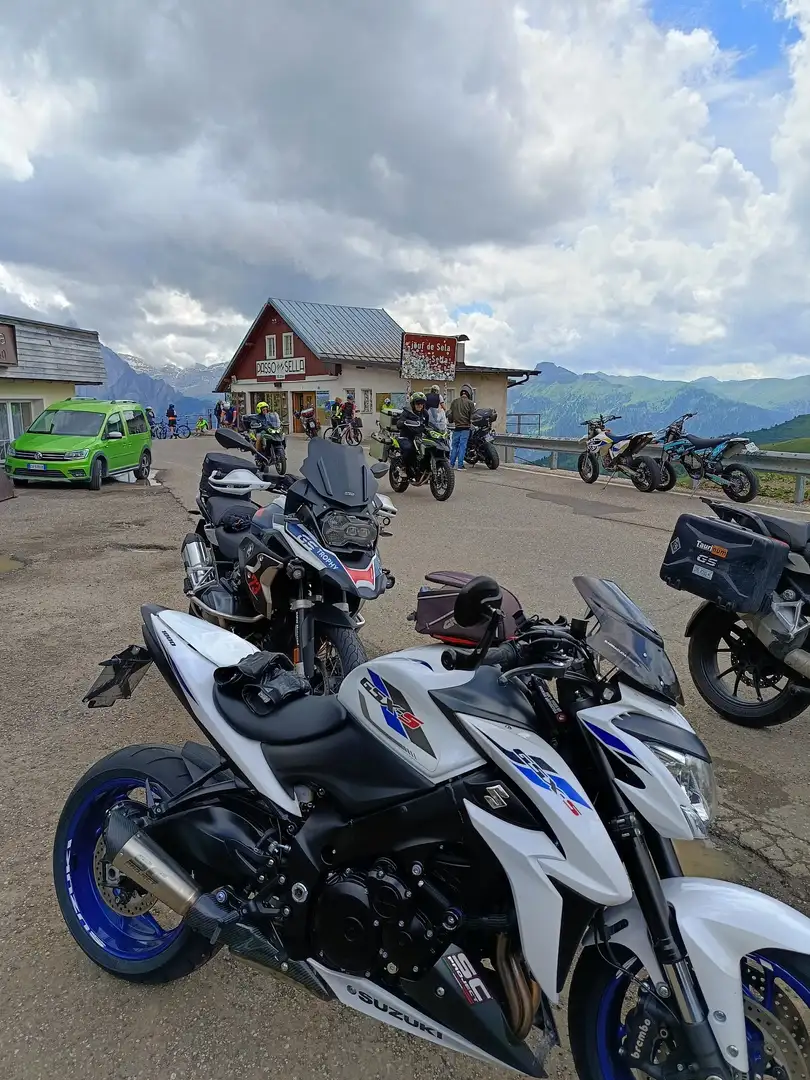 Suzuki GSX-S 1000 Bianco - 2