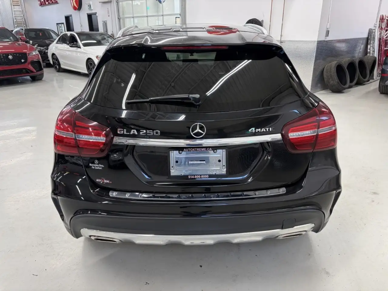 Mercedes-Benz GLA снимка Mercedes-Benz GLA