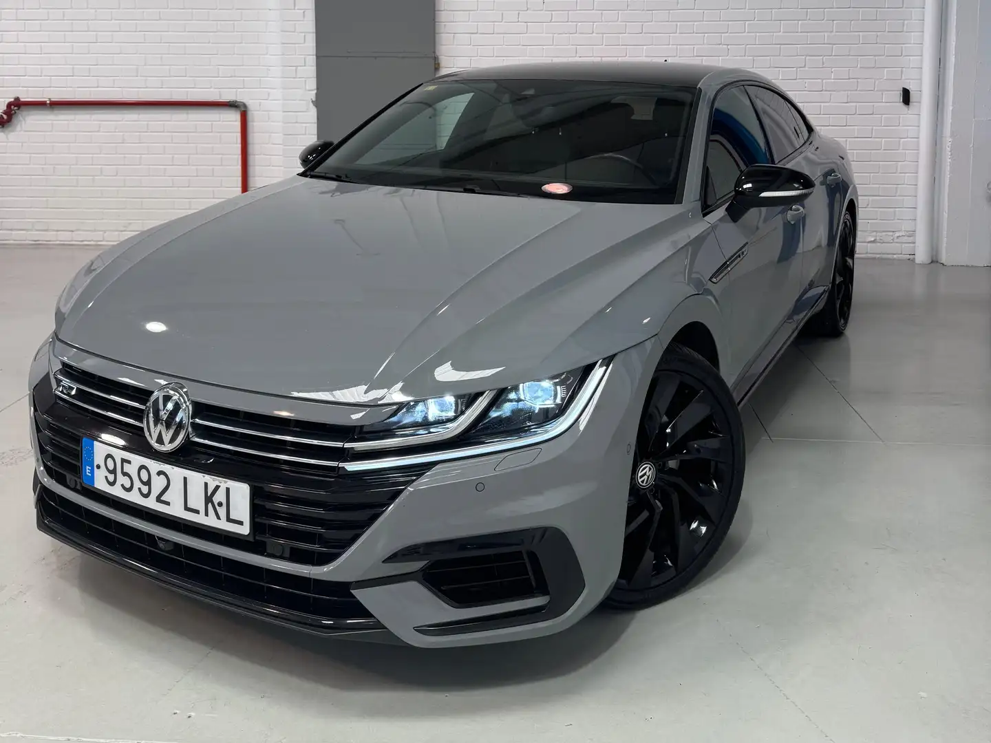 Volkswagen Arteon 2.0 TSI R-Line Performance 4Motion DSG7 200kW Gris - 1