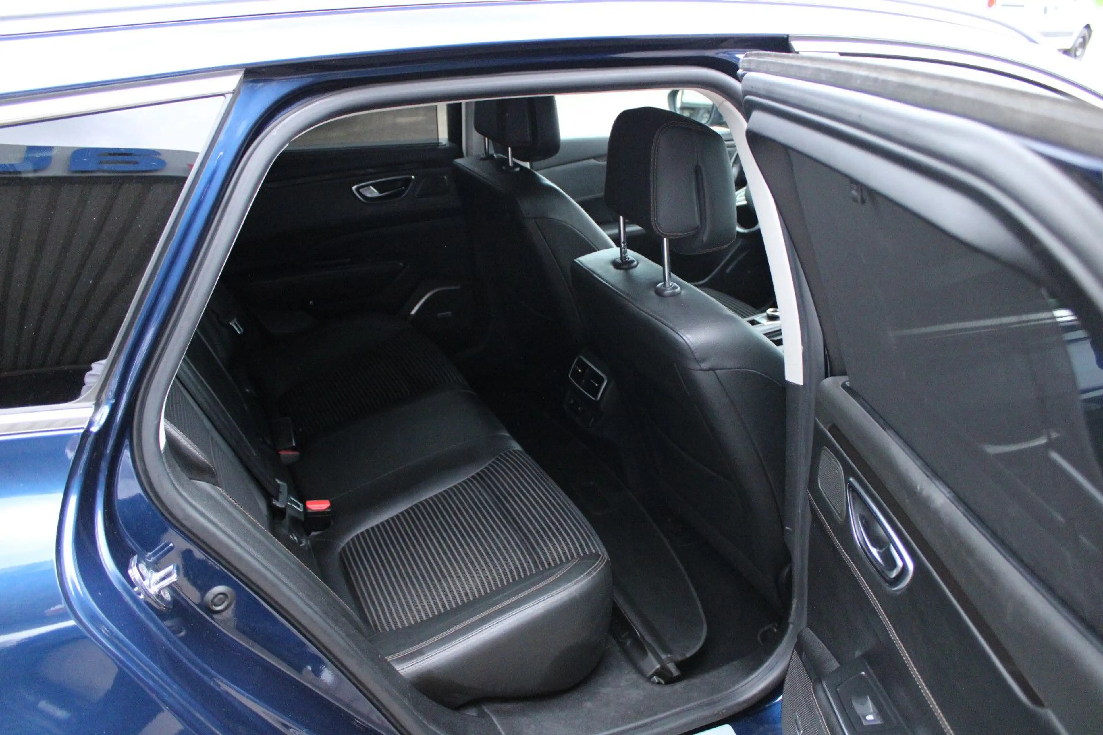 Renault Talisman Grandtour Intens,LED,Head-up,Navi,Kam. — photo 11