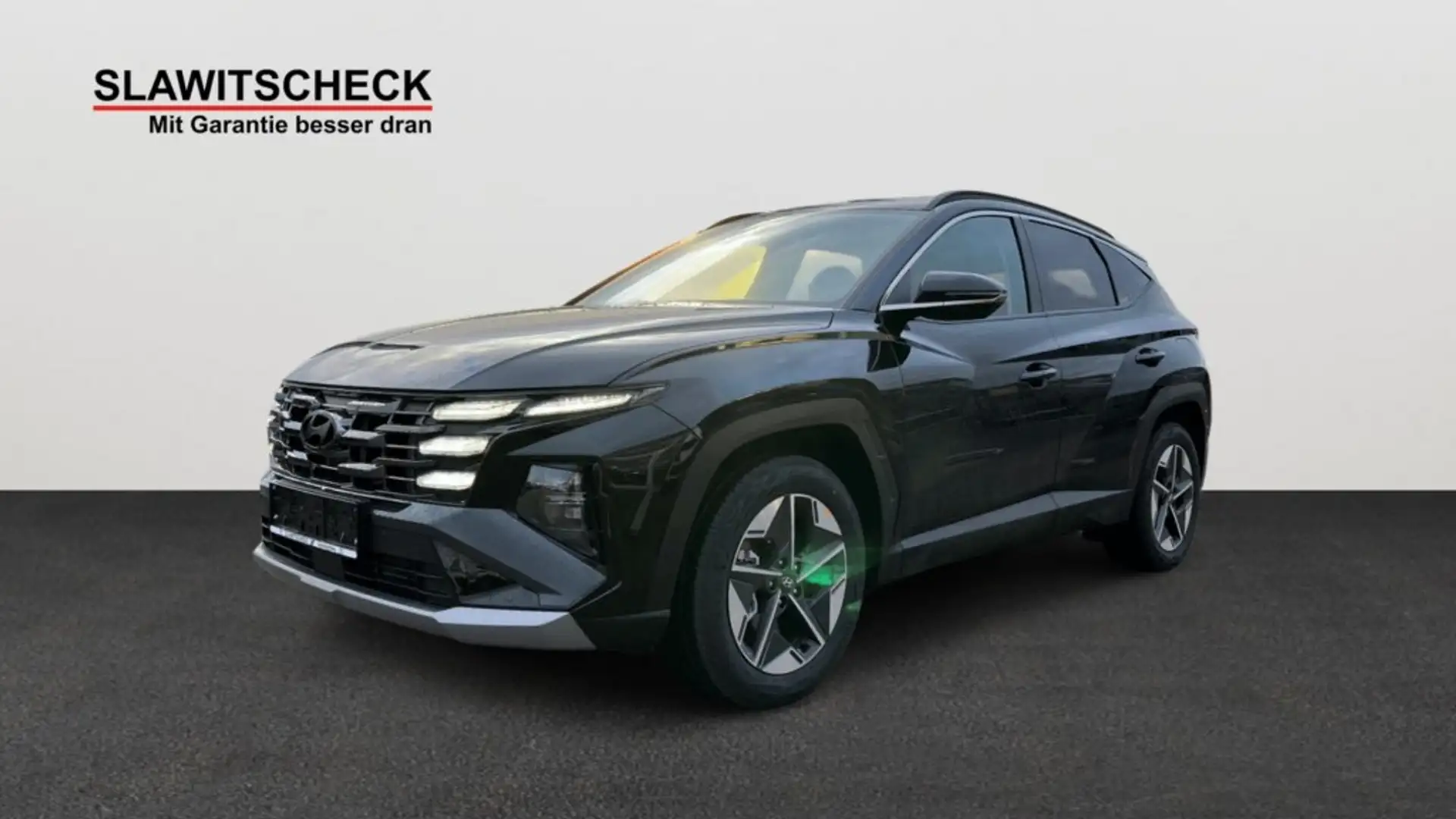 Hyundai TUCSON NX4 GO Plus 1,6 T-GDi 4WD 48V DCT t5bu3 Schwarz - 1