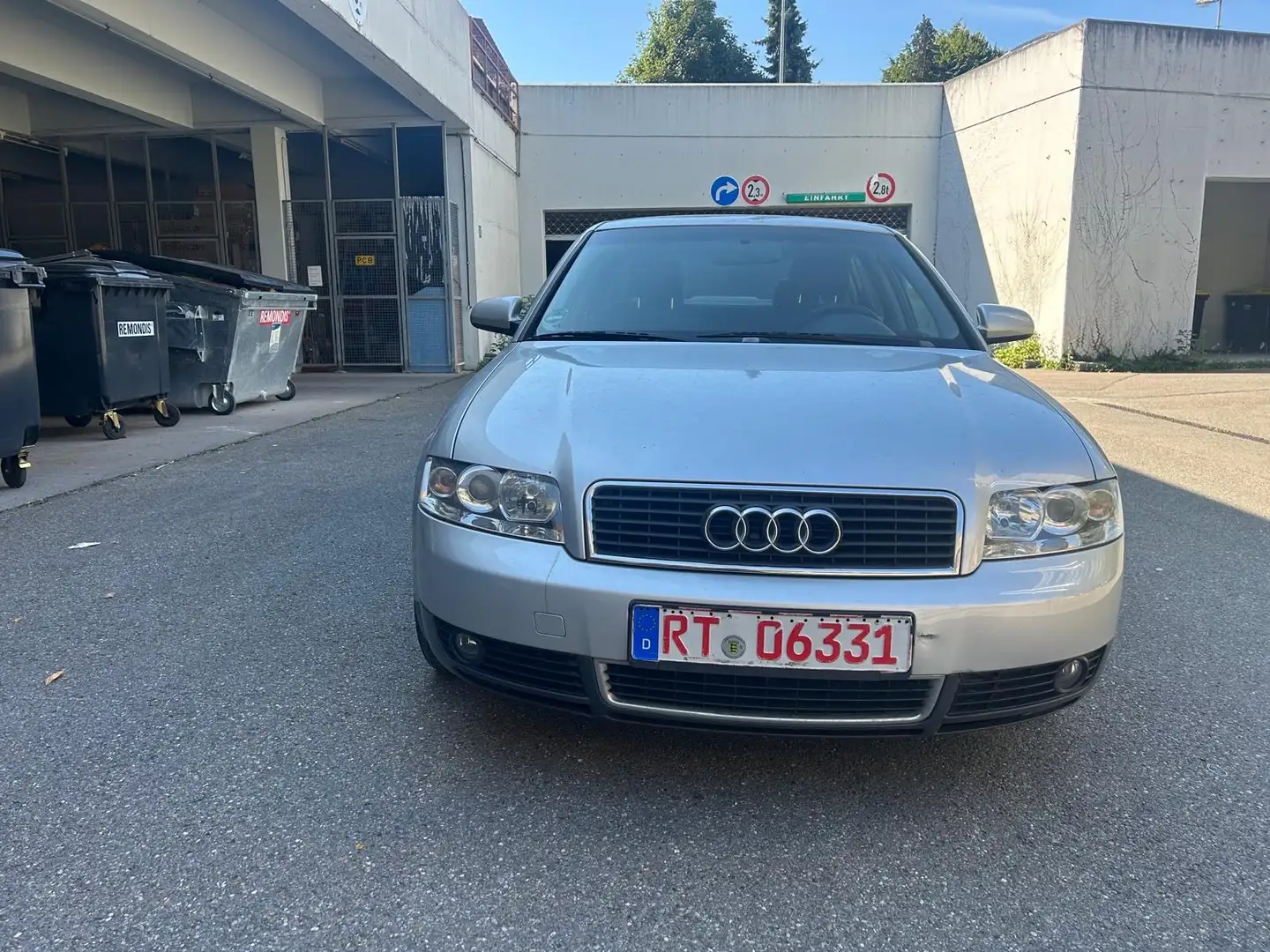 Audi A4 A4 2.0 Grau - 1