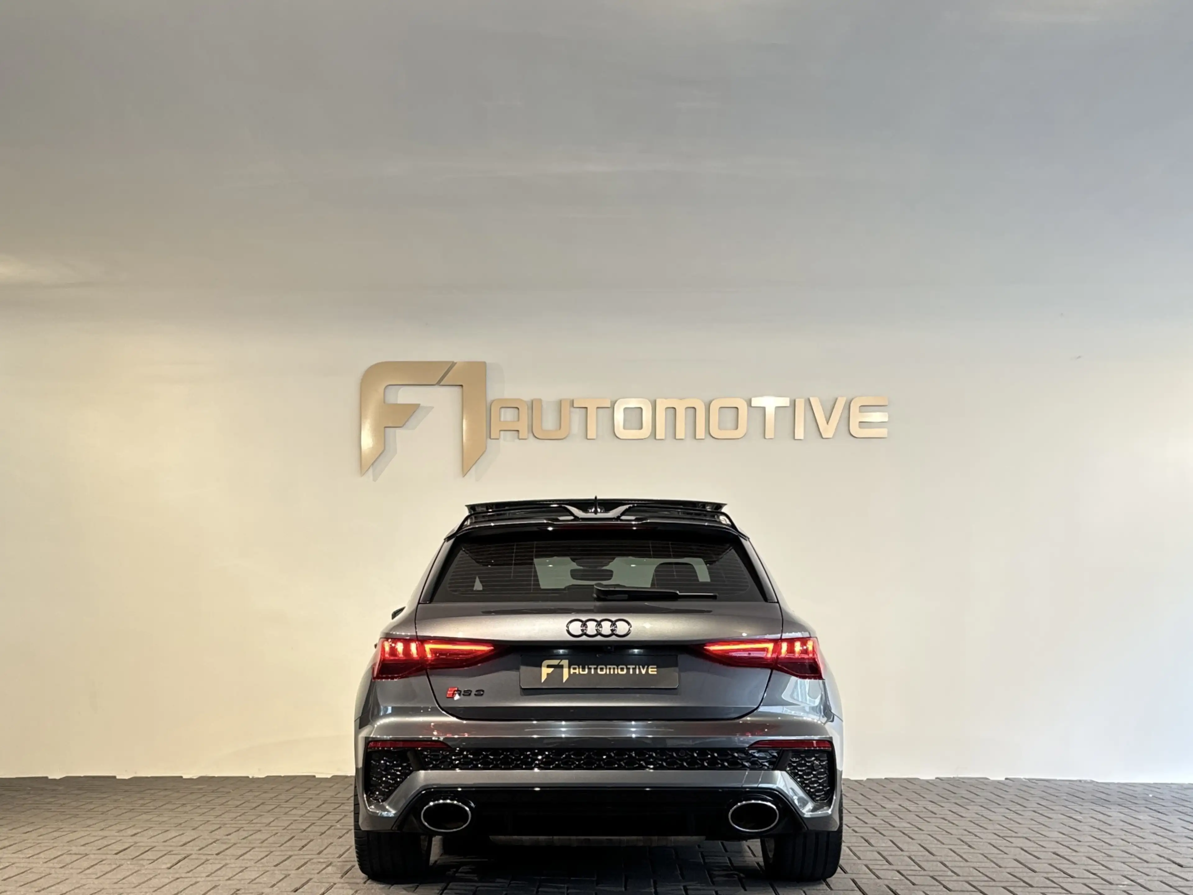 Audi RS3 Sportback 2.5 TFSI quattro Pano|Massage|Blindspot| — photo 5