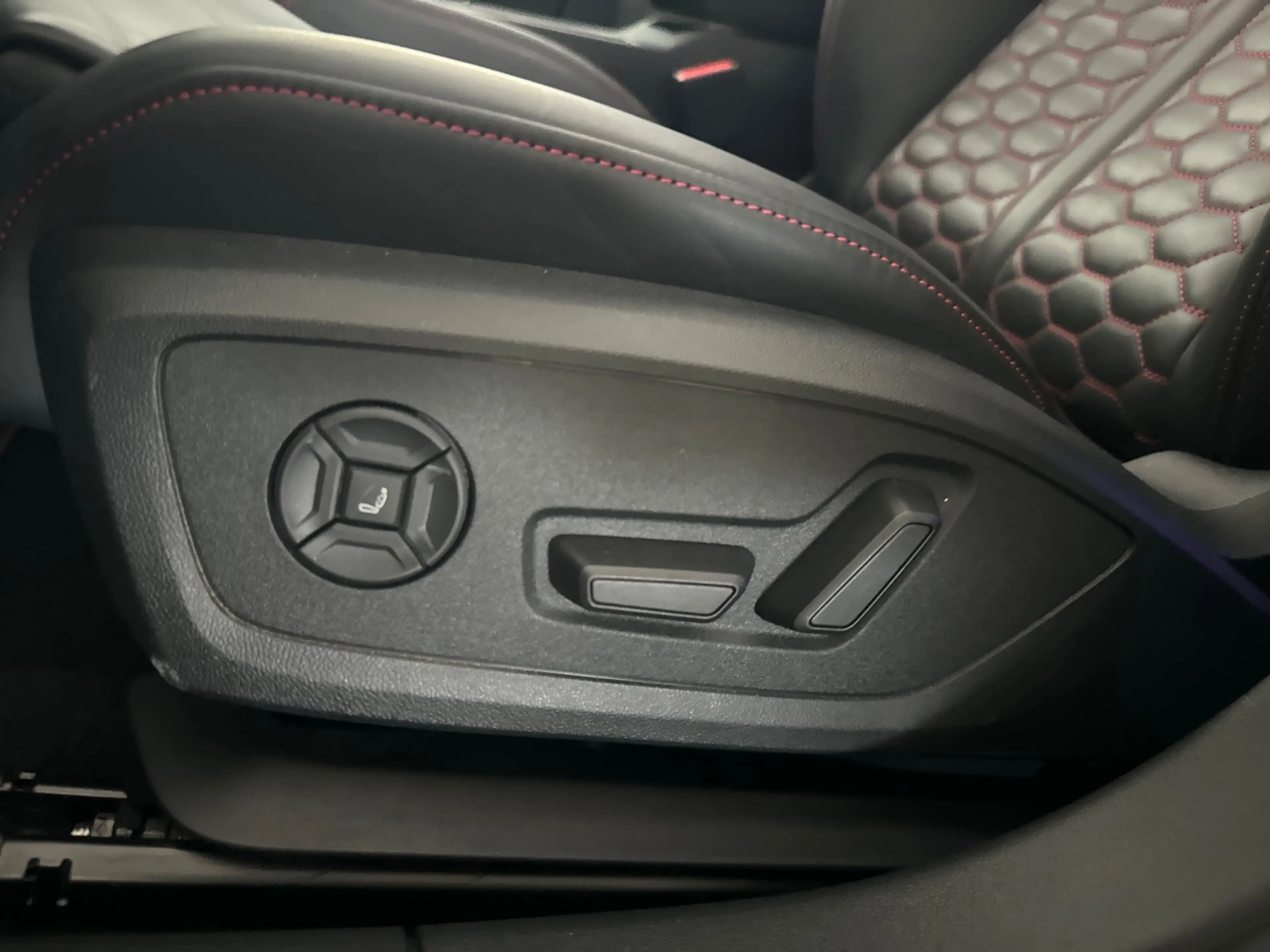 Audi RS3 Sportback 2.5 TFSI quattro Pano|Massage|Blindspot| — photo 13