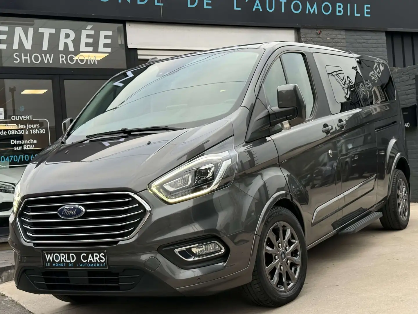 Ford Tourneo Custom 2.0 TDCi L2H1 Titanium DISTRO CAMERA NAVI FULL OP Gris - 1