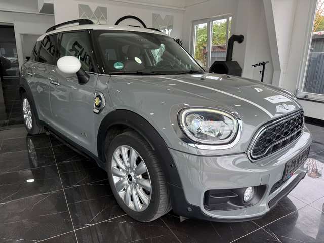 Imagine MINI Cooper SE Countryman All4 Pano ACC Led HUD Keyle