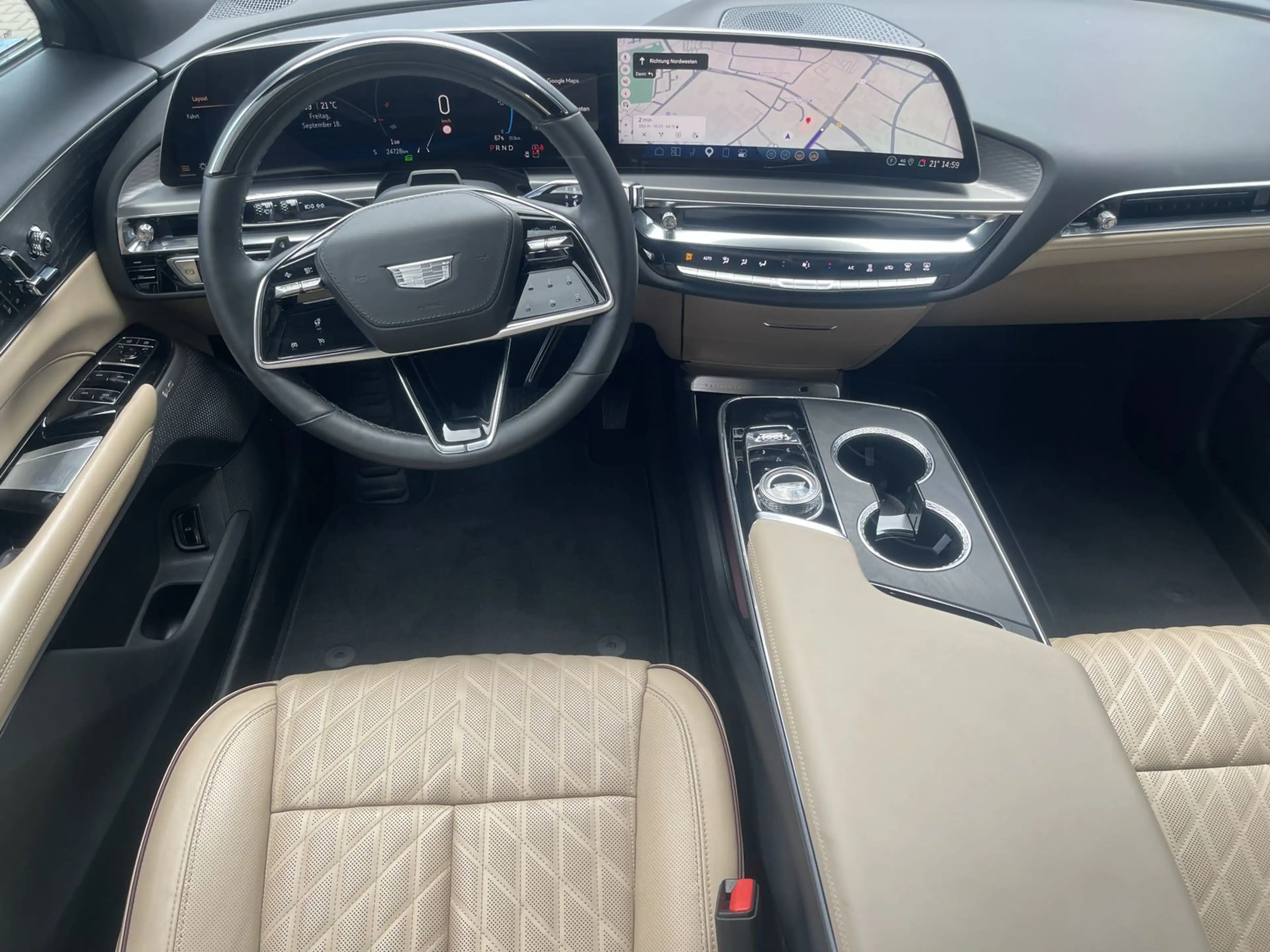Cadillac Lyriq Sport 600e AWD | schwarze Felgen — photo 8