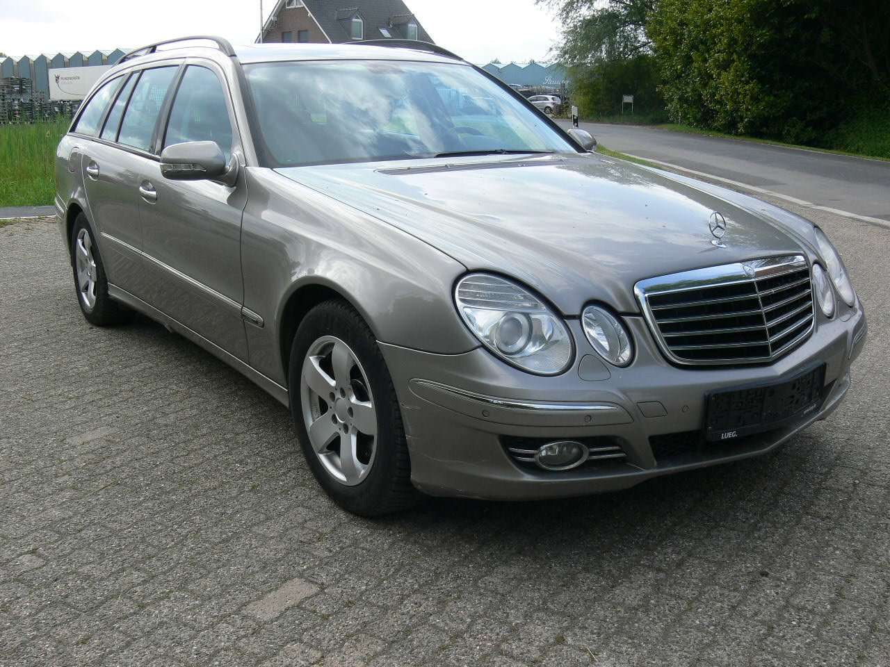 Second hand Mercedes Benz E-Class 