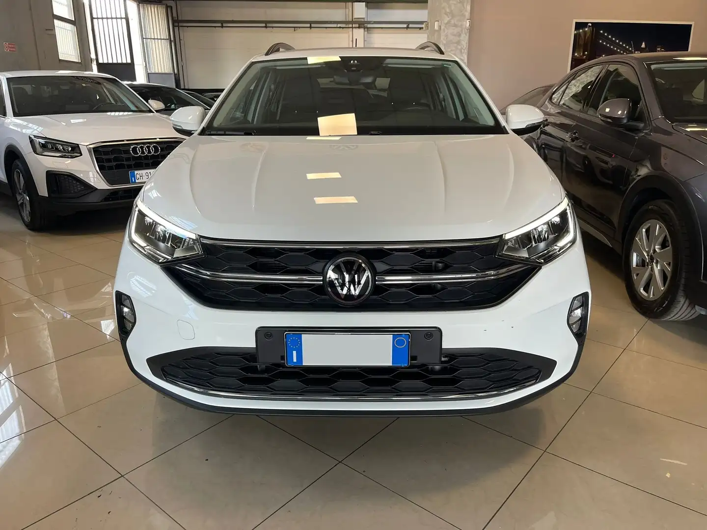 Volkswagen Taigo 1.0 tsi  110cv dsg VIRTUAL Bianco - 1