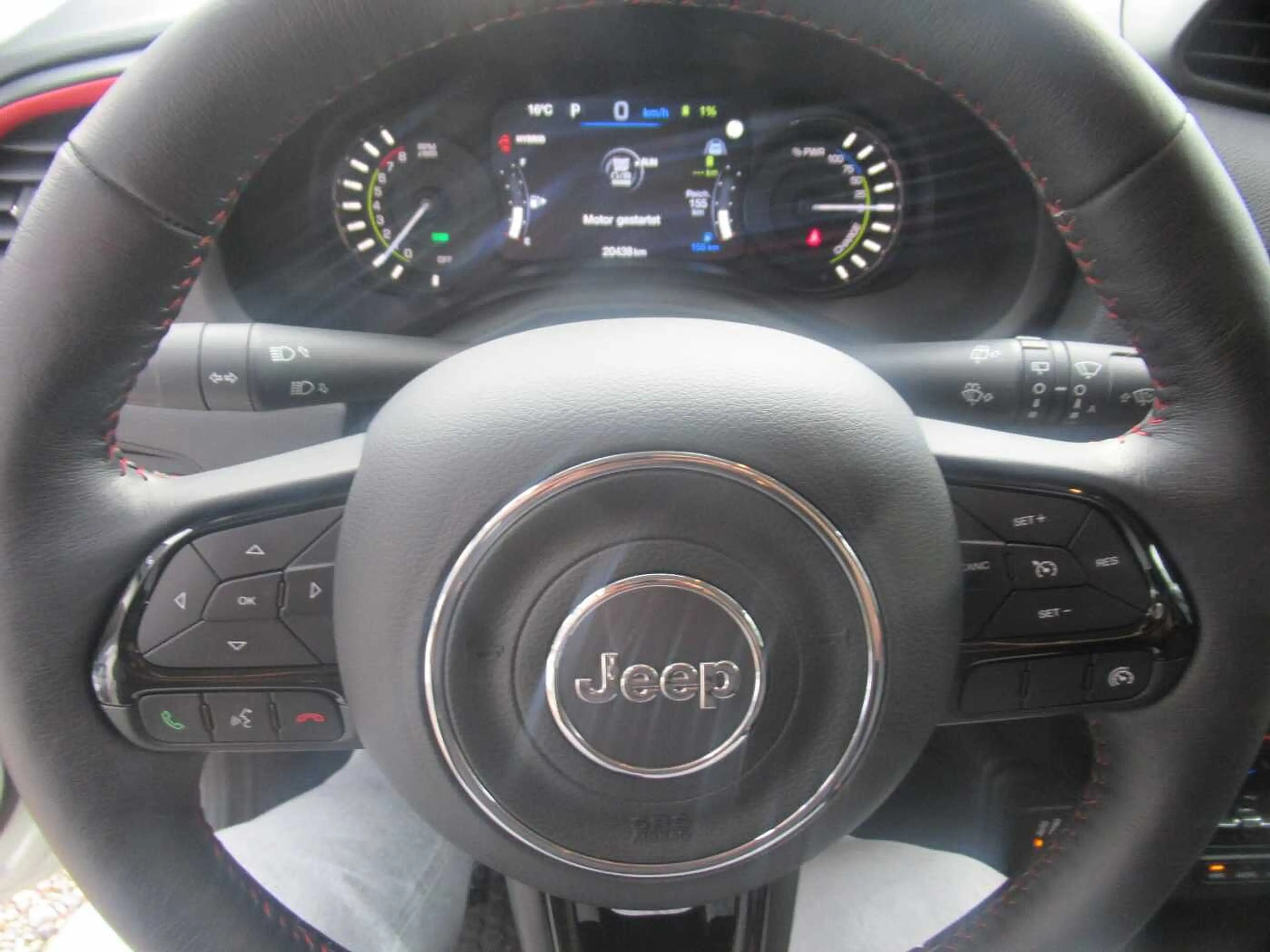 Jeep Renegade Plug-in Hybrid 1.3 T-GDI 4xe Automatik Trailhawk — photo 14