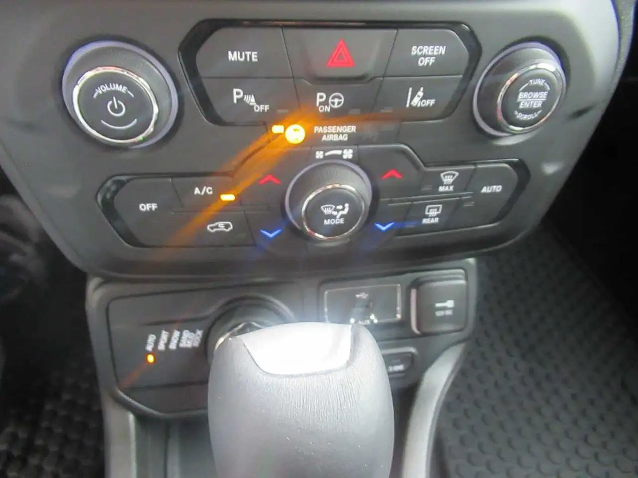 Jeep Renegade Plug-in Hybrid 1.3 T-GDI 4xe Automatik Trailhawk, миниатюра 17