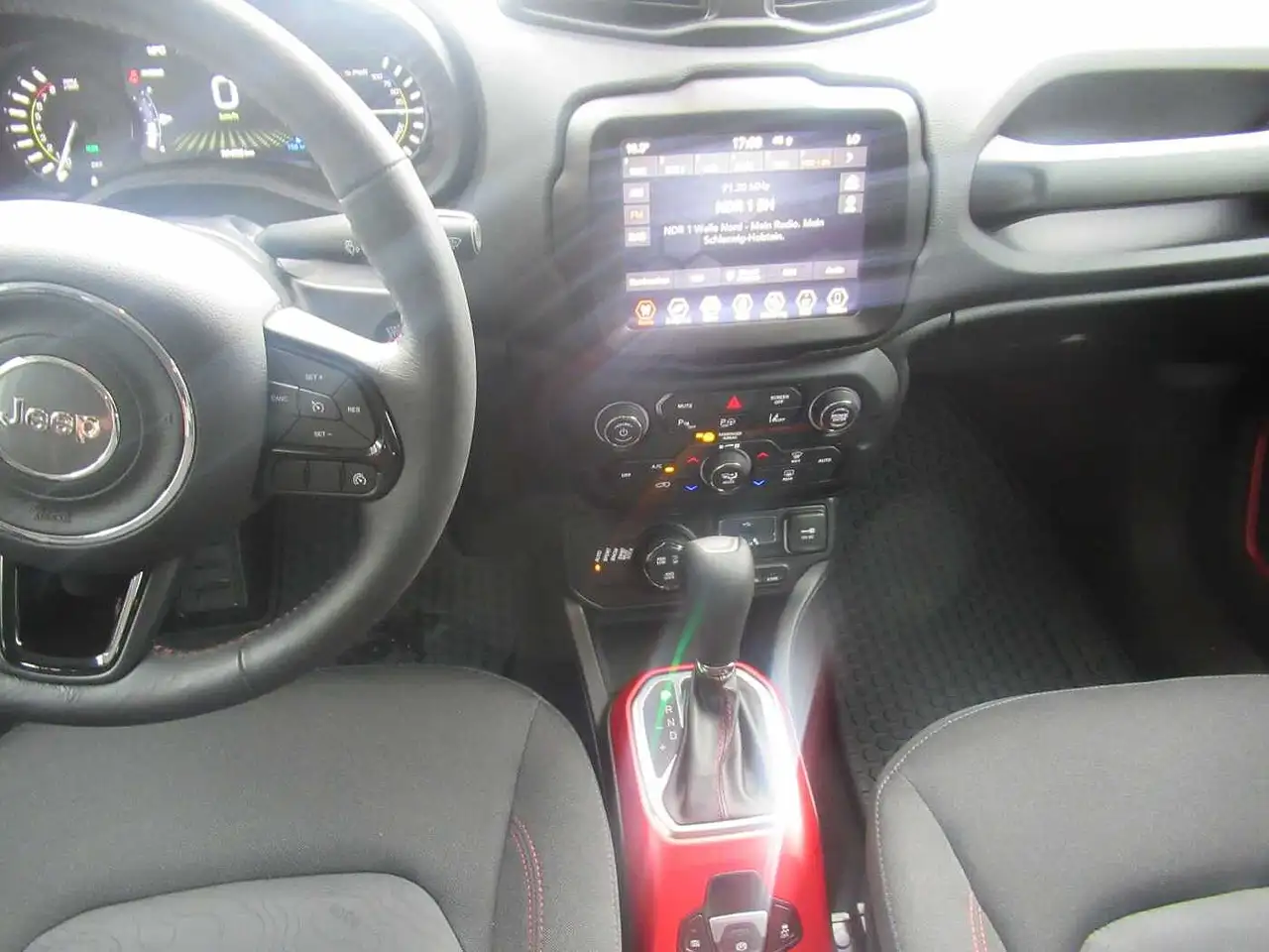 Jeep Renegade Plug-in Hybrid 1.3 T-GDI 4xe Automatik Trailhawk, миниатюра 9