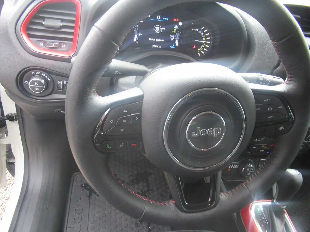 Jeep Renegade Plug-in Hybrid 1.3 T-GDI 4xe Automatik Trailhawk, миниатюра 13