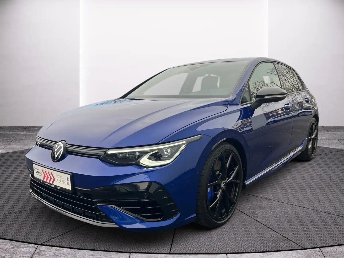 Volkswagen Golf R 2.0T 235kw (320PS) Akapovic® Vmax 270 DCC Harman- Blau - 2