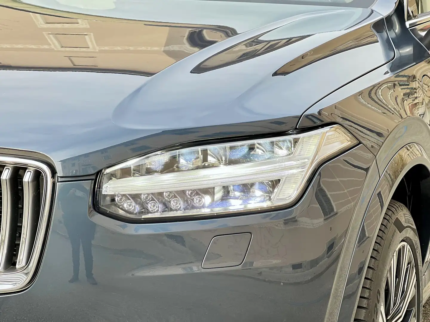 Volvo XC90 T8 Plug-In 303 + 87cv aut.8 AWD 7P-ti Inscription Blau - 2