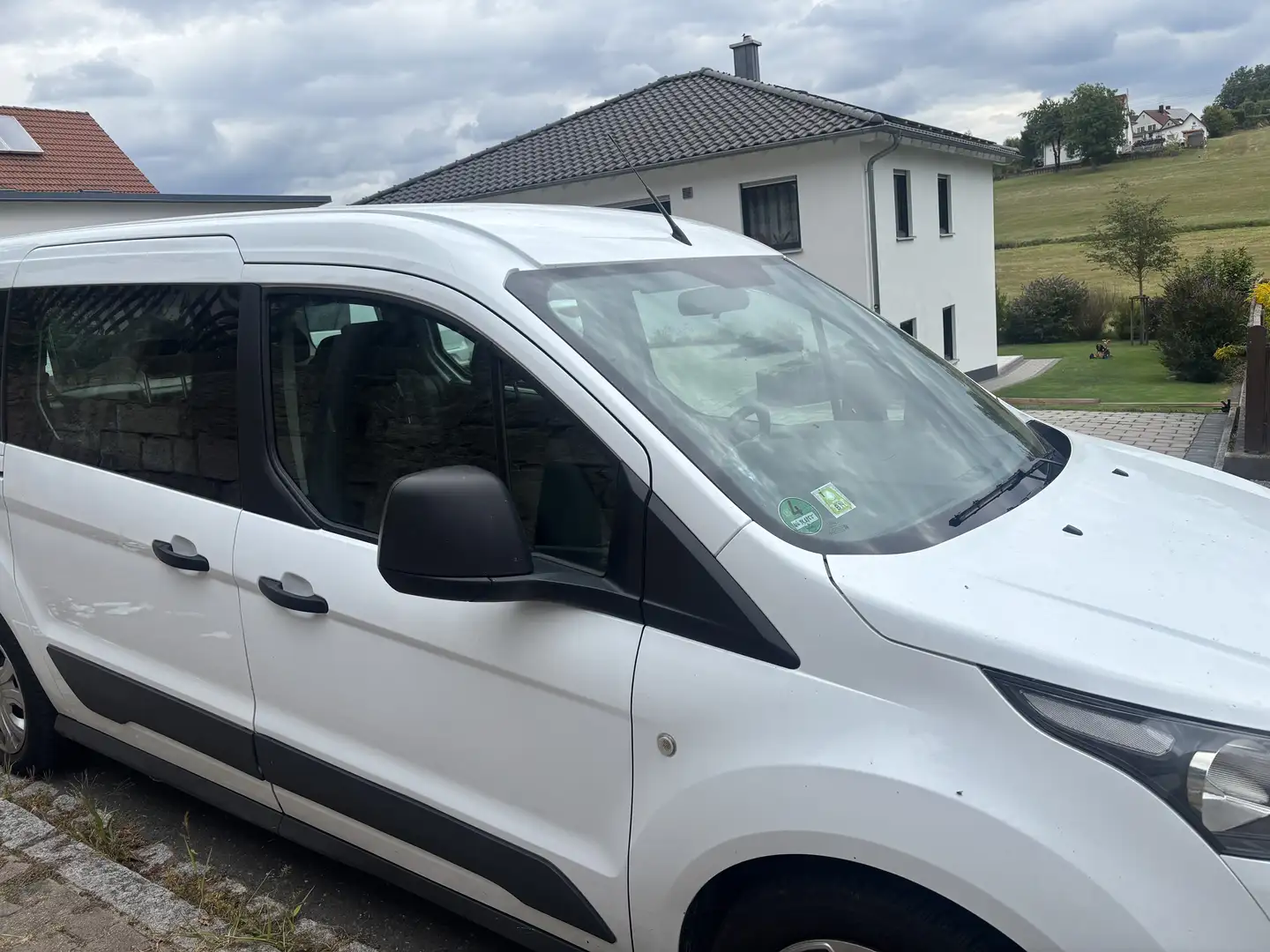 Ford Tourneo Connect Grand 1.6 TDCi Ambiente - 1
