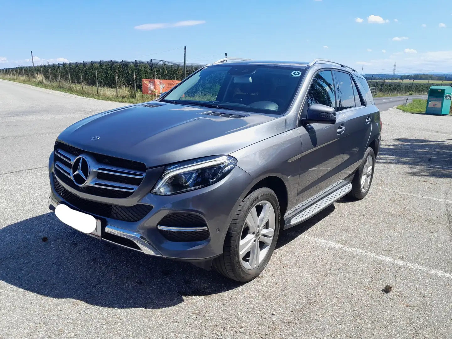 Mercedes-Benz GLE 250 d 4Matic Aut. Grau - 1