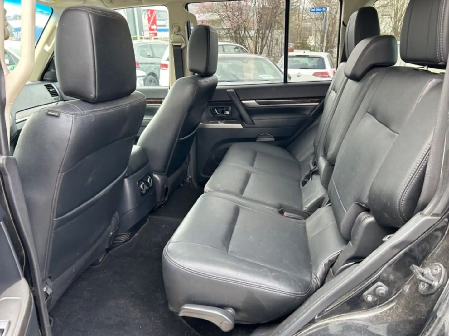 Mitsubishi Pajero 3.2 DI-D 16V 5p.DPF Nero - 2