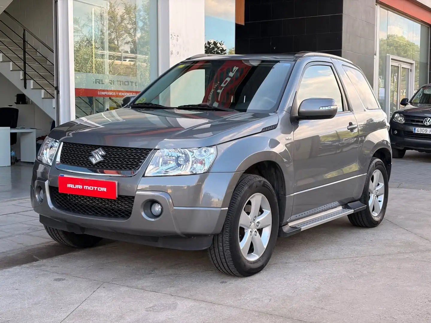 Suzuki Grand Vitara 1.9DDiS JX Gris - 2