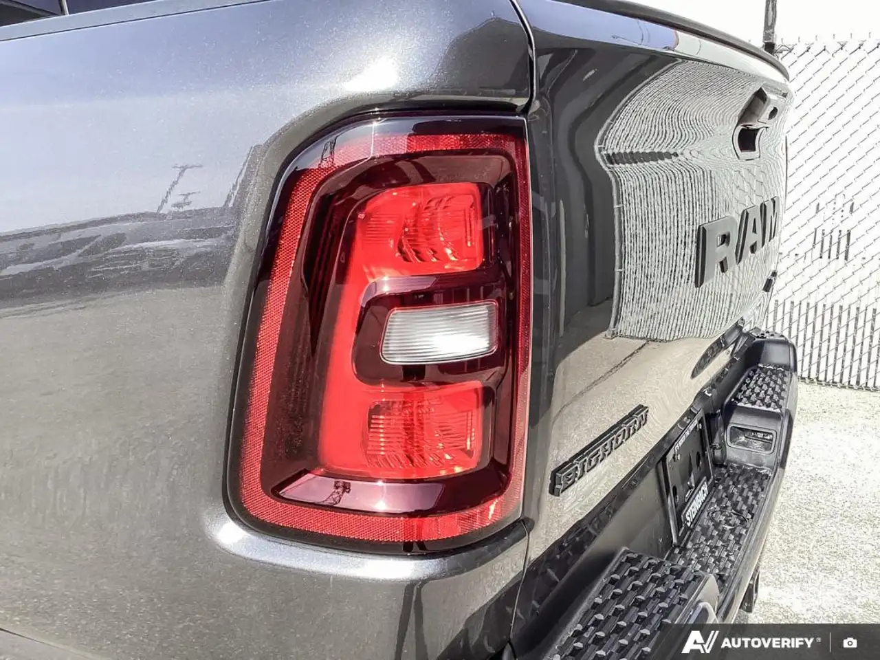 RAM 1500 снимка RAM 1500