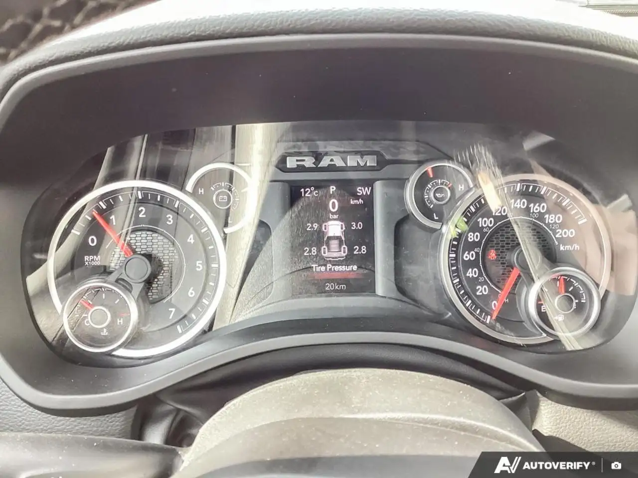 RAM 1500 снимка RAM 1500
