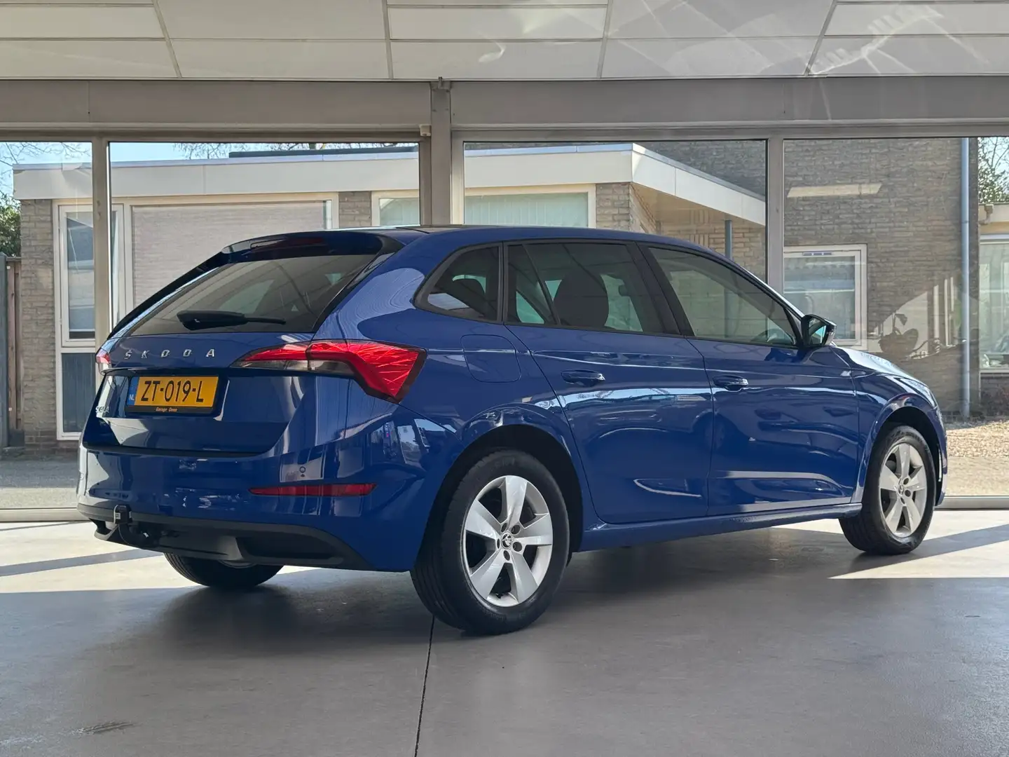 Skoda Scala 1.0 TSI Ambition|Panoramadak|Apple Carplay|Trekhaa Azul - 2