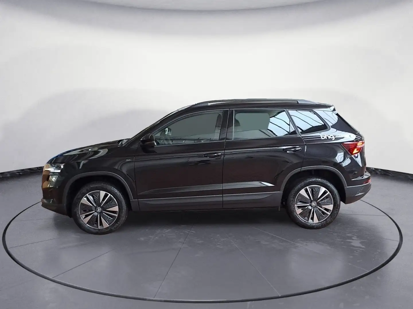 Skoda Karoq Tour 1,5 TSI  7-Gang-DSG Schwarz - 2