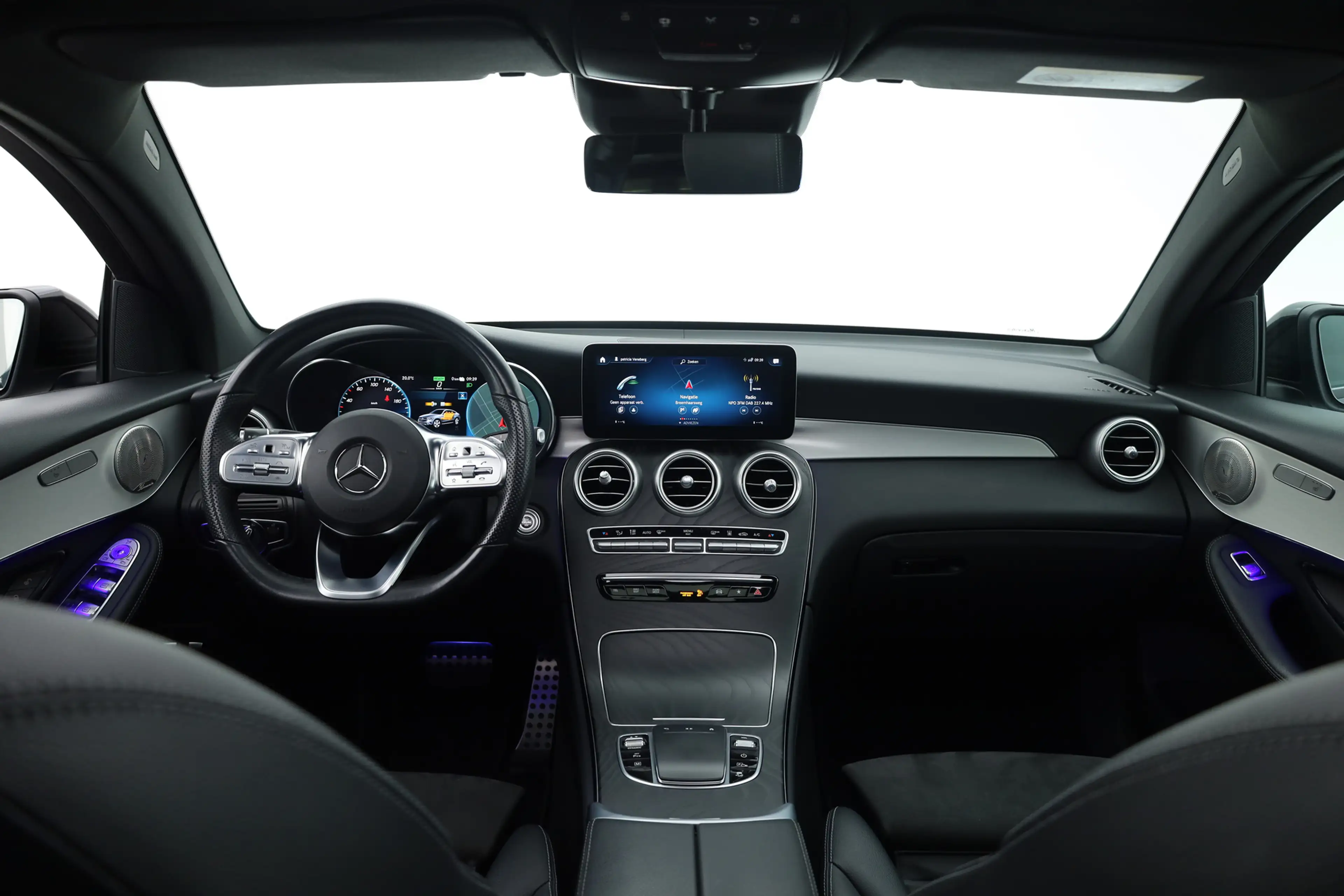 Mercedes-Benz GLC 300 Coupé 300e 4MATIC Business Solution AMG | SOH 100% — photo 7