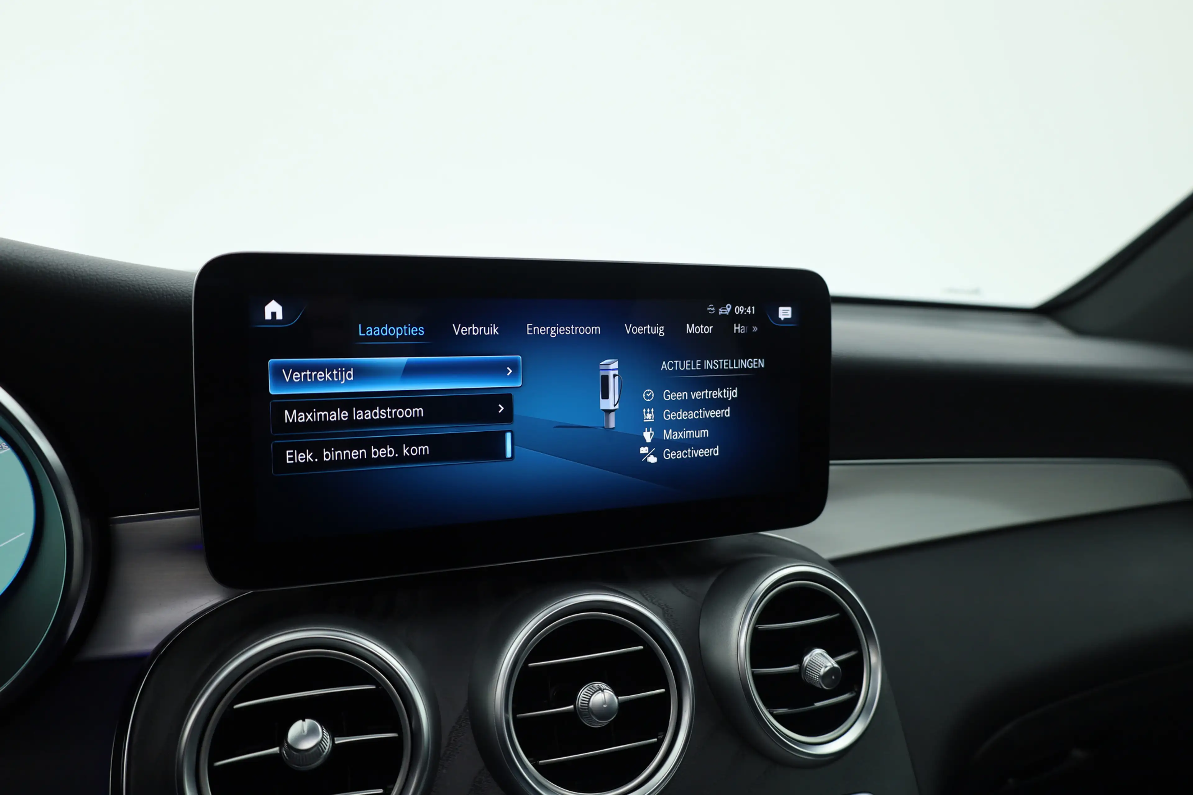 Mercedes-Benz GLC 300 Coupé 300e 4MATIC Business Solution AMG | SOH 100% — photo 29