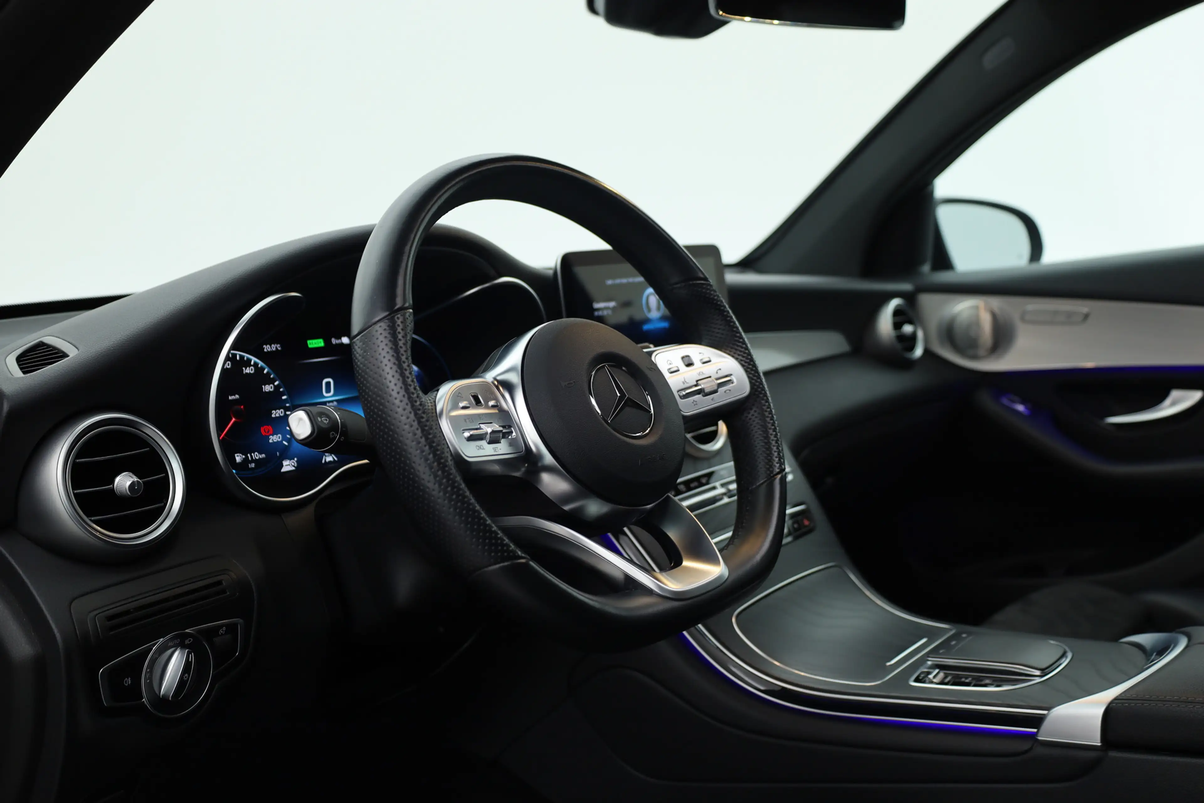 Mercedes-Benz GLC 300 Coupé 300e 4MATIC Business Solution AMG | SOH 100% — photo 6