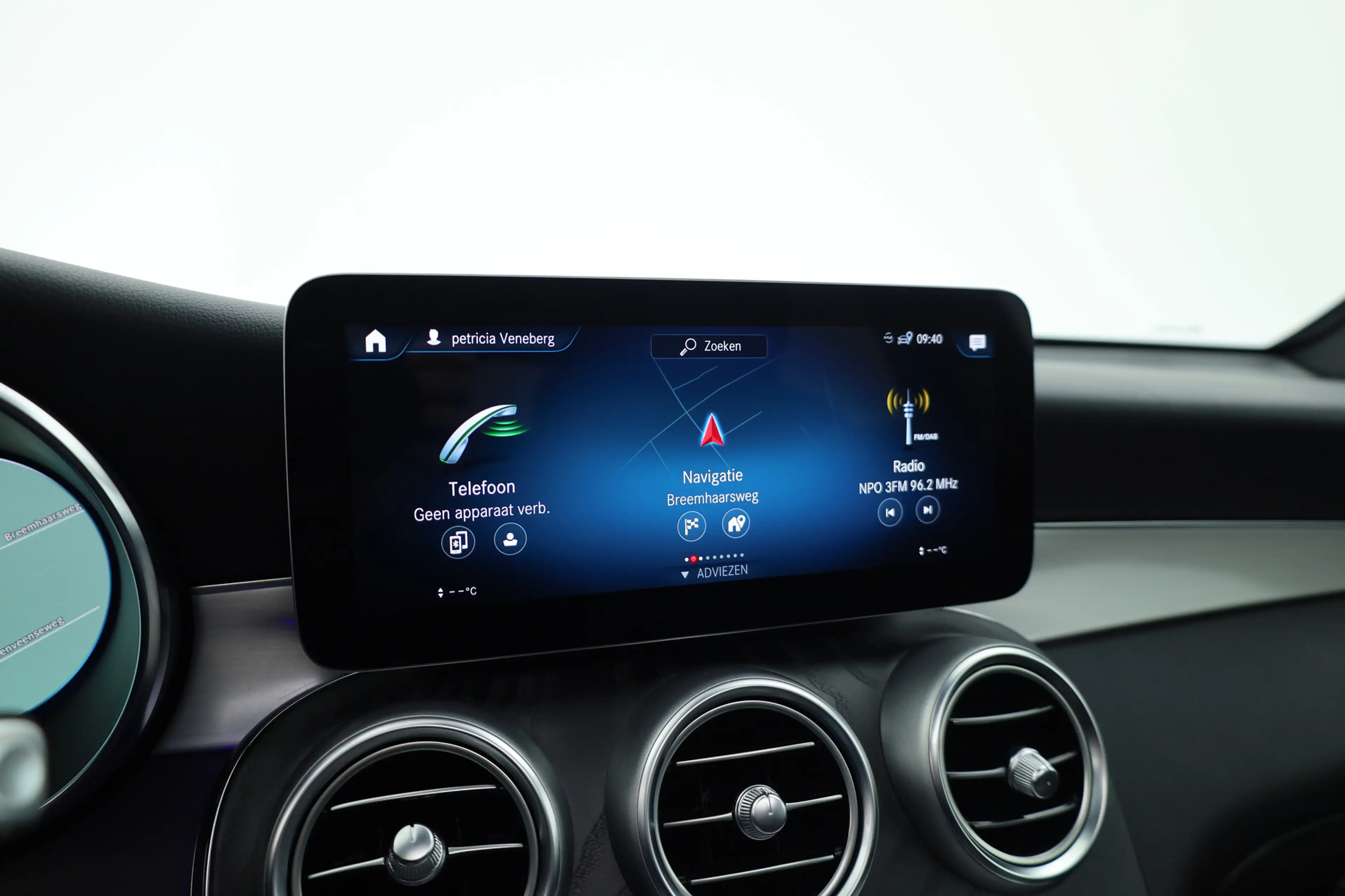 Mercedes-Benz GLC 300 Coupé 300e 4MATIC Business Solution AMG | SOH 100% — photo 23